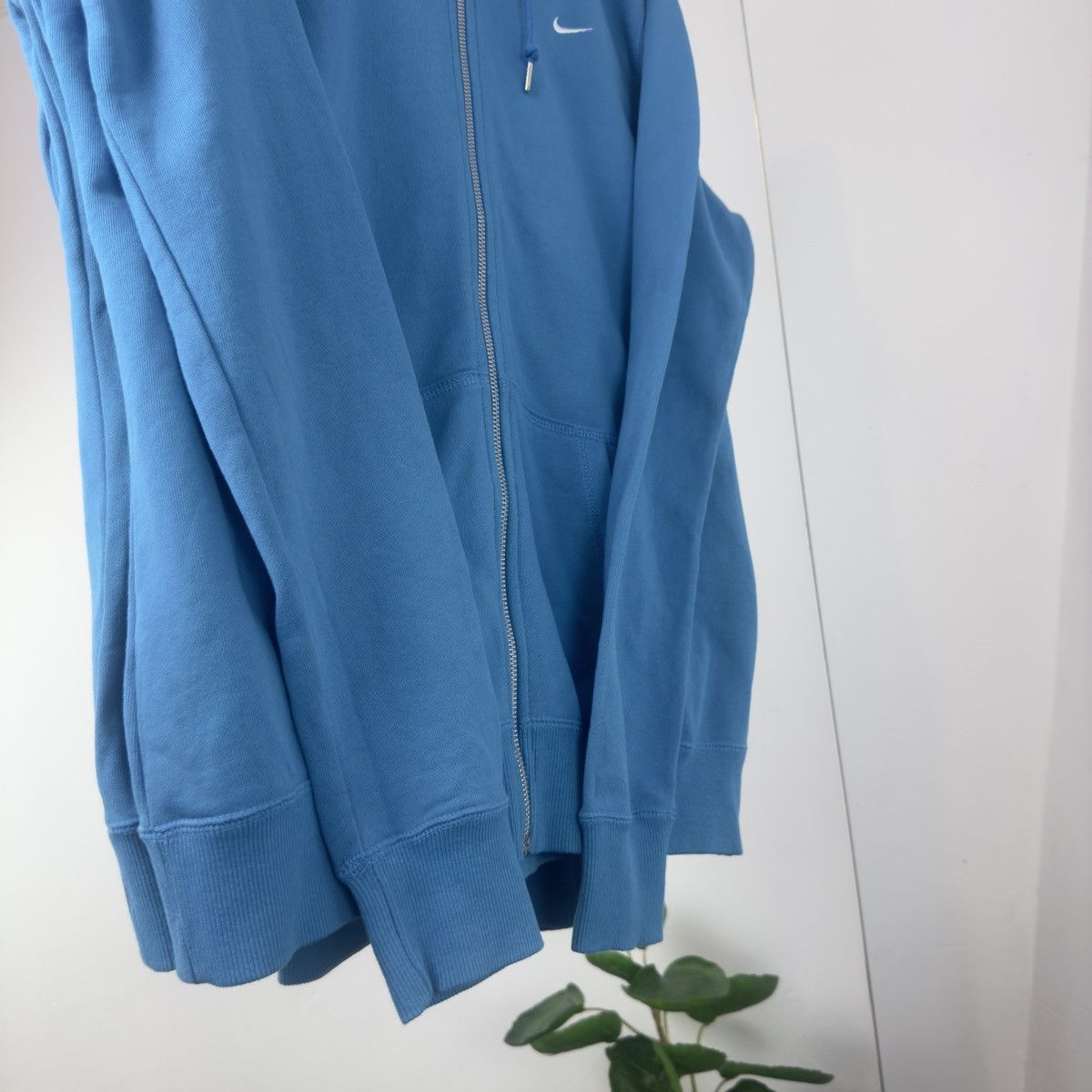 Nike Nike Vintage Zip Up Hoodie Mini Swoosh Y2K Style Size US XL / EU 56 / 4 - 3 Thumbnail