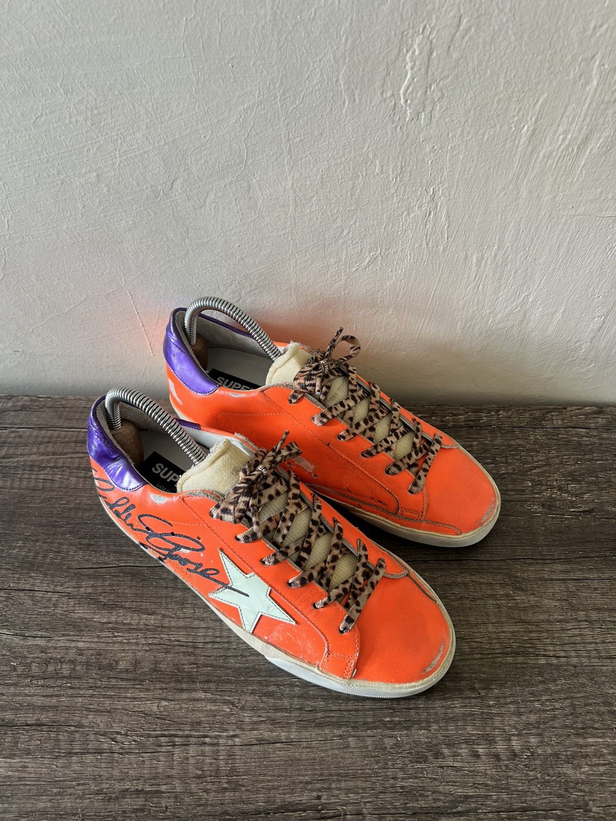 Golden Goose RARE NEON ORANGE GOLDEN GOOSE SUPER STAR SNEAKERS Size US 6.5 / EU 39-40 - 4 Thumbnail