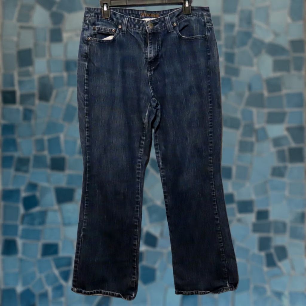 Vintage St. John's Bay Jeans Women 14 Short Boot Cut Denim Blue High Rise 5-Pocket Solid Zip Button XS? Size 36" / US 14 / IT 50 - 1 Thumbnail