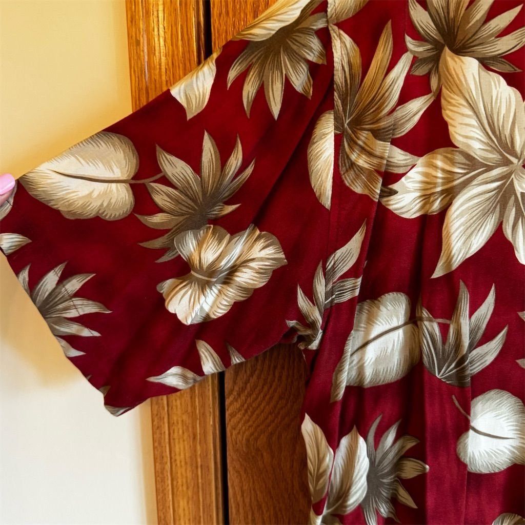Other Consensus Sportswear Men's XL Burgundy Floral Hawaiian Shir Size US XL / EU 56 / 4 - 6 Thumbnail