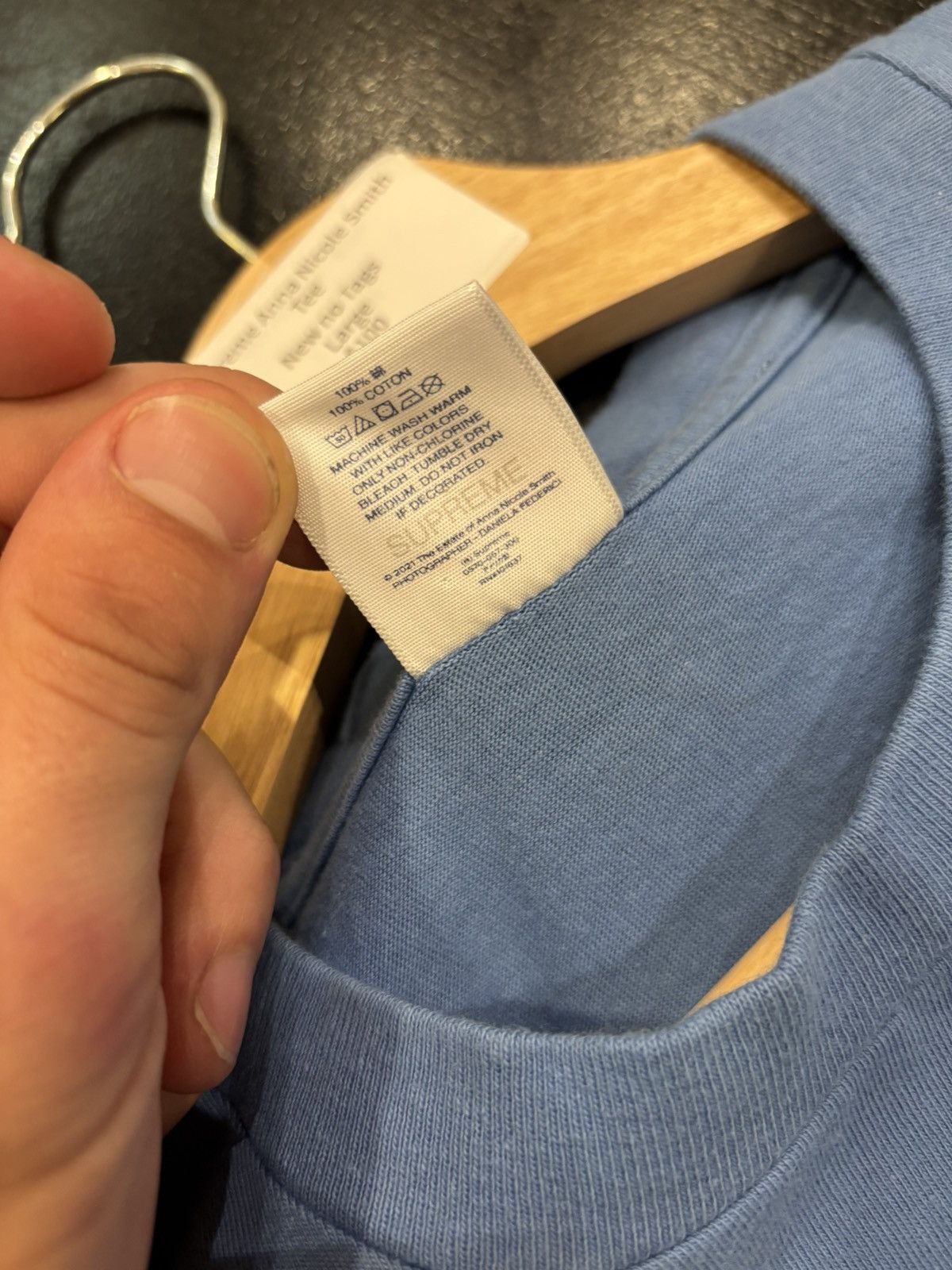 Supreme Supreme Anna Nichols Smith Tee Size US L / EU 52-54 / 3 - 4 Thumbnail