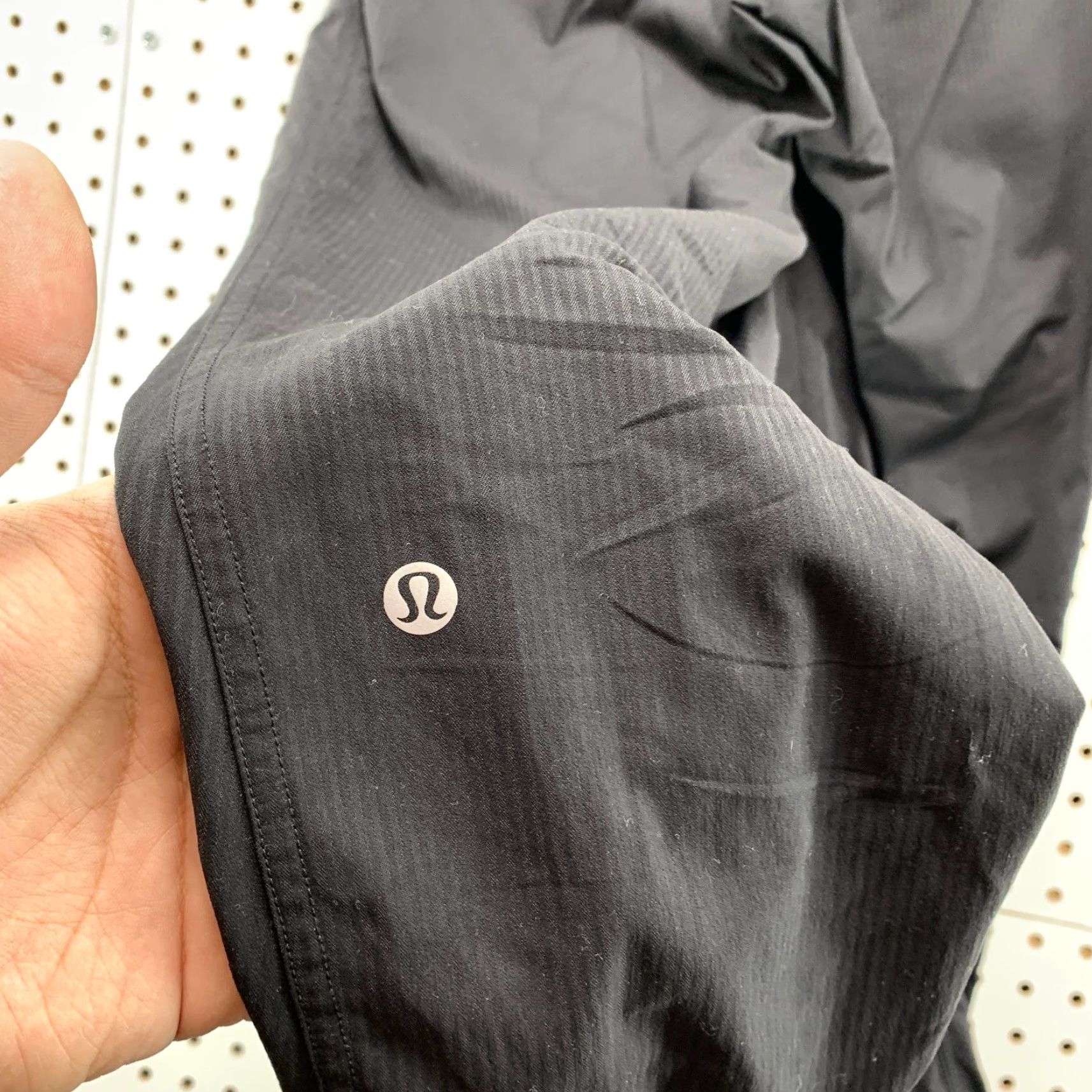 Lululemon Lululemon Dance Studio Joggers Womens Size 2 Black Stretch Pin Stripe Size 26" / US 2 / IT 38 - 4 Thumbnail