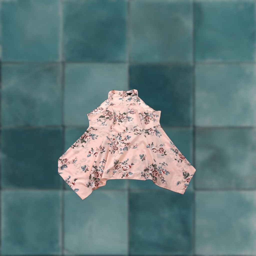 Torrid Torrid Womens Pink Blouse Floral Sleeveless Halter Sharkbite Hem Top 00 Sleeveless Casual Polyester Shirt Size XXS / US 00 / IT 34 - 1 Thumbnail