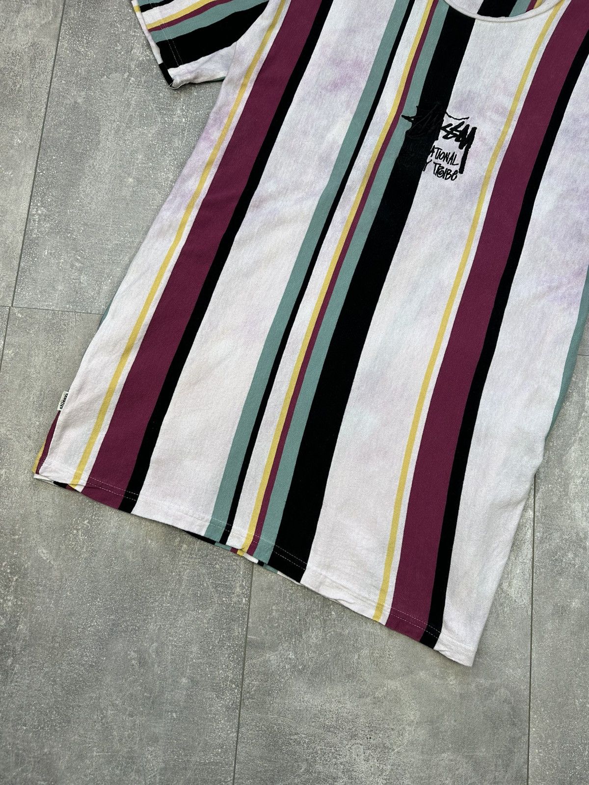 Other Vintage Rare Stussy International Centr Logo Tee Size US S / EU 44-46 / 1 - 11 Thumbnail