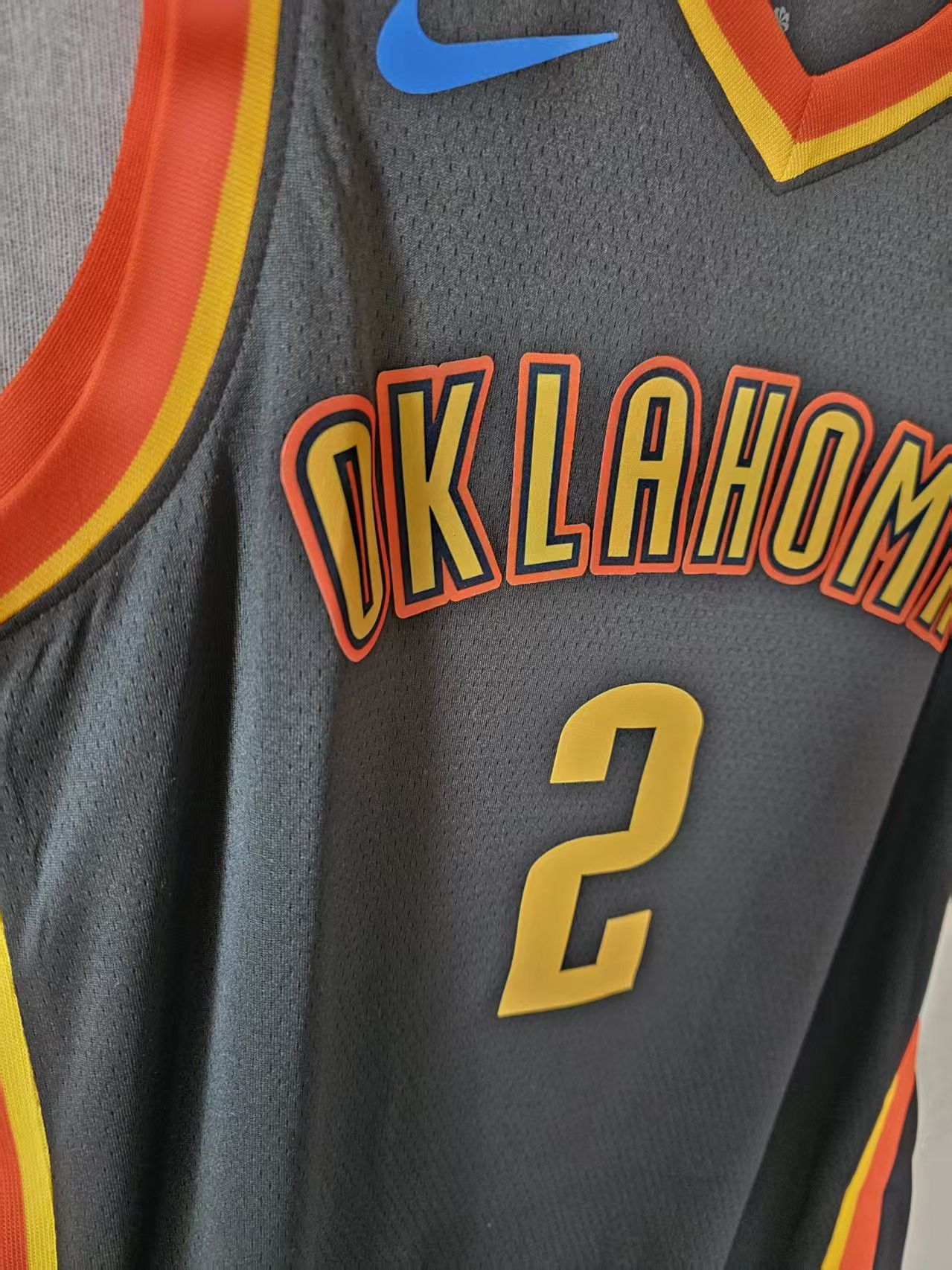 NBA Oklahoma City Thunder 2 Gilgeous-Alexander Jersey Size US XL / EU 56 / 4 - 2 Thumbnail