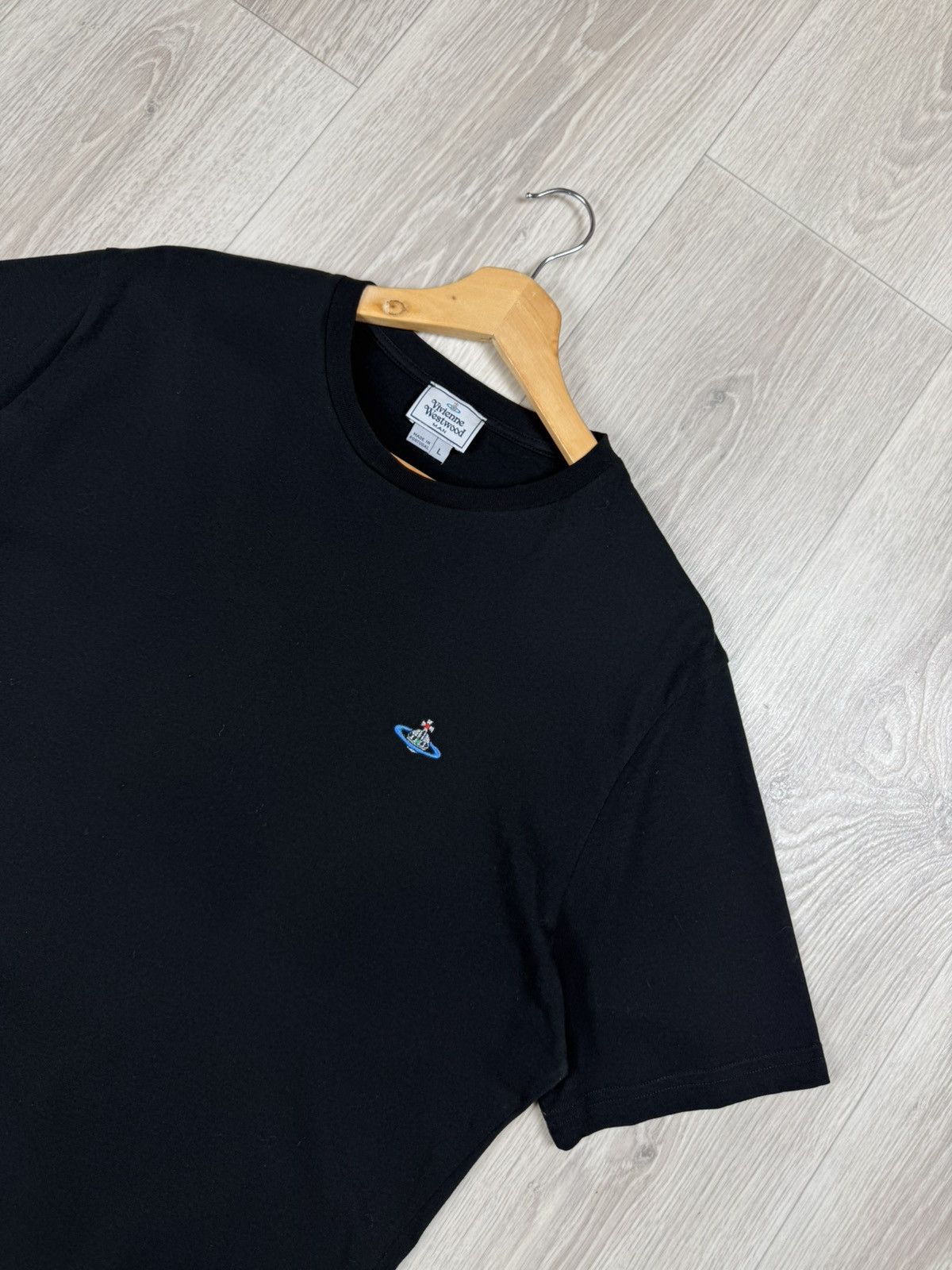 Vivienne Westwood Vivienne Westwood Black T-Shirt Size L Size US L / EU 52-54 / 3 - 2 Thumbnail