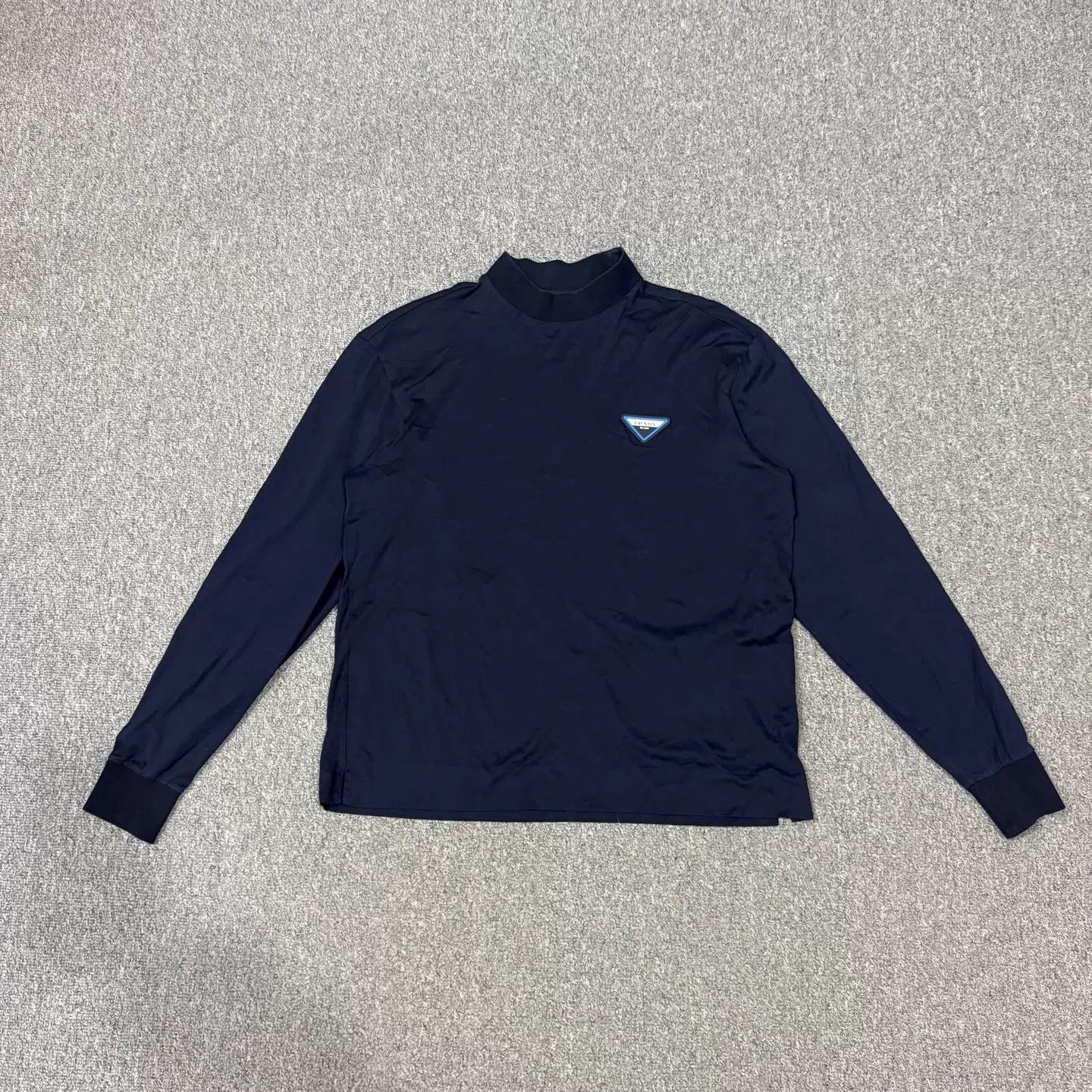 Prada Prada Navy Triangle Logo Long Sleeve L New Size L / US 10 / IT 46 - 1 Thumbnail
