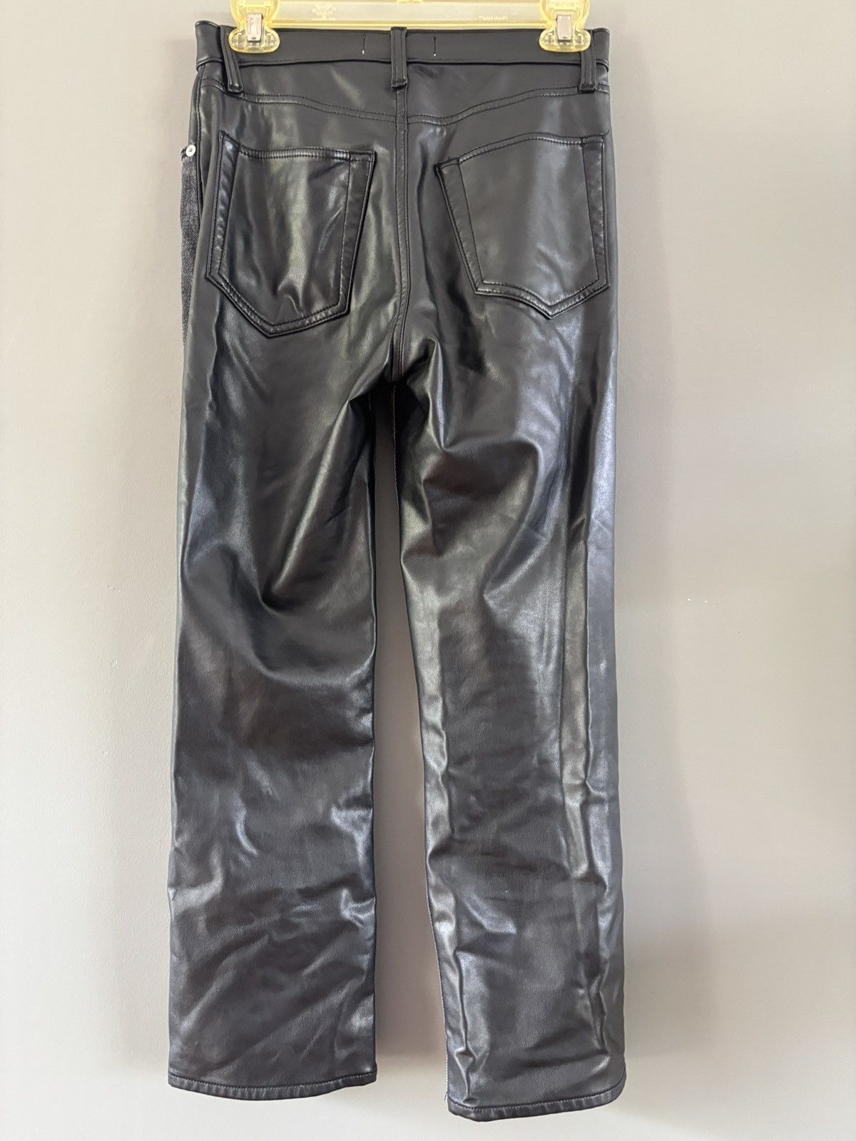 Abercrombie & Fitch Abercrombie & Fitch Ultra High Rise Jeans Vegan Leather Size 27" / US 4 / IT 40 - 3 Thumbnail