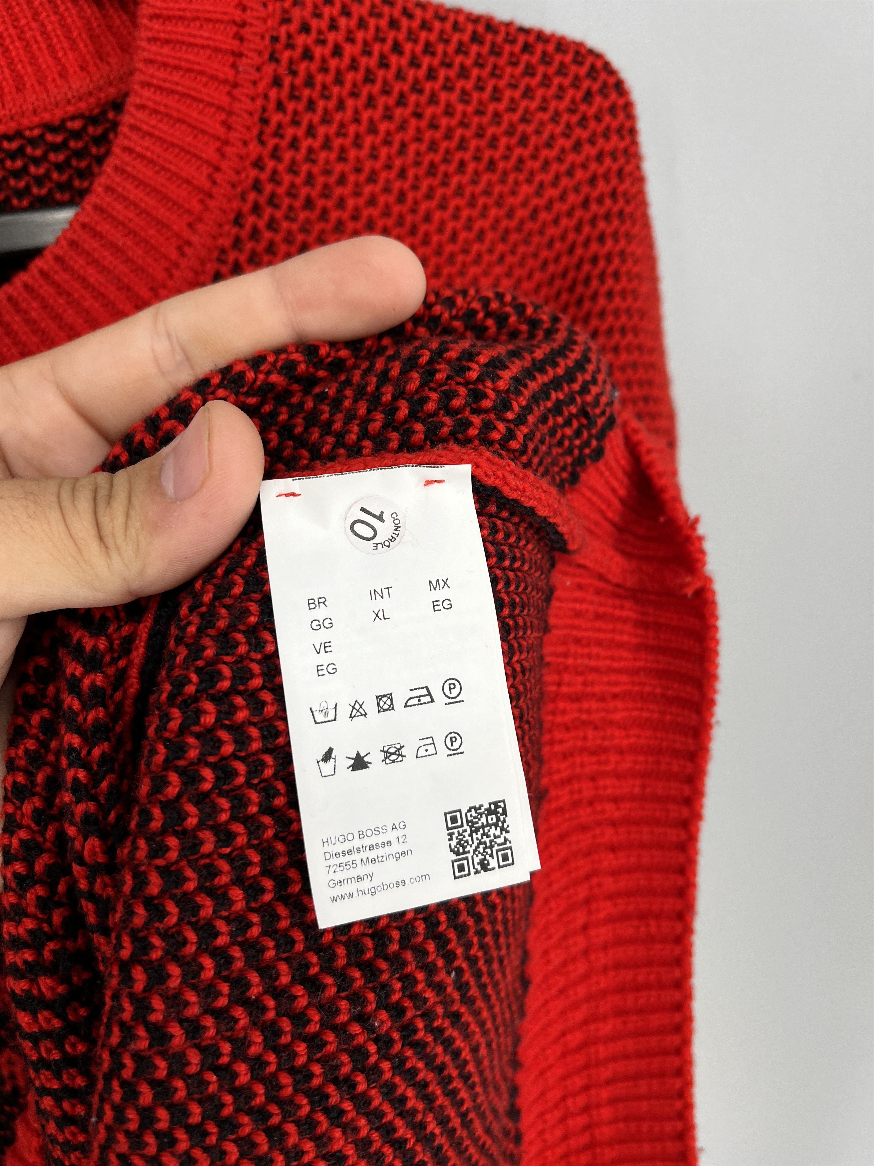 Hugo Boss Hugo Oversized Jacquard Knitted Jumper Wool with Reversed Size US XL / EU 56 / 4 - 10 Thumbnail