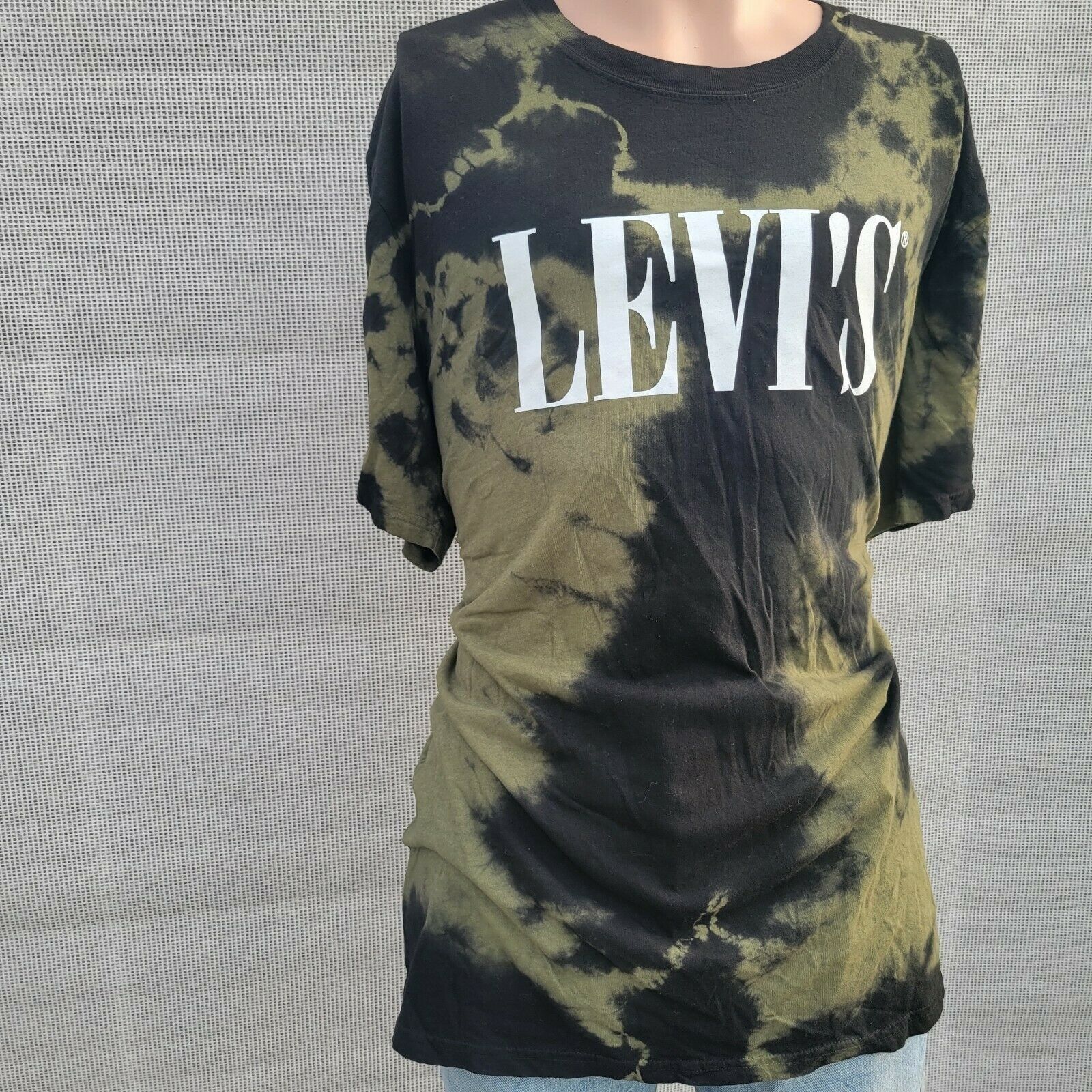 Levi's Men's Levi's Prewashed Camo Tshirt. Size Medium. Size US M / EU 48-50 / 2 - 1 Thumbnail
