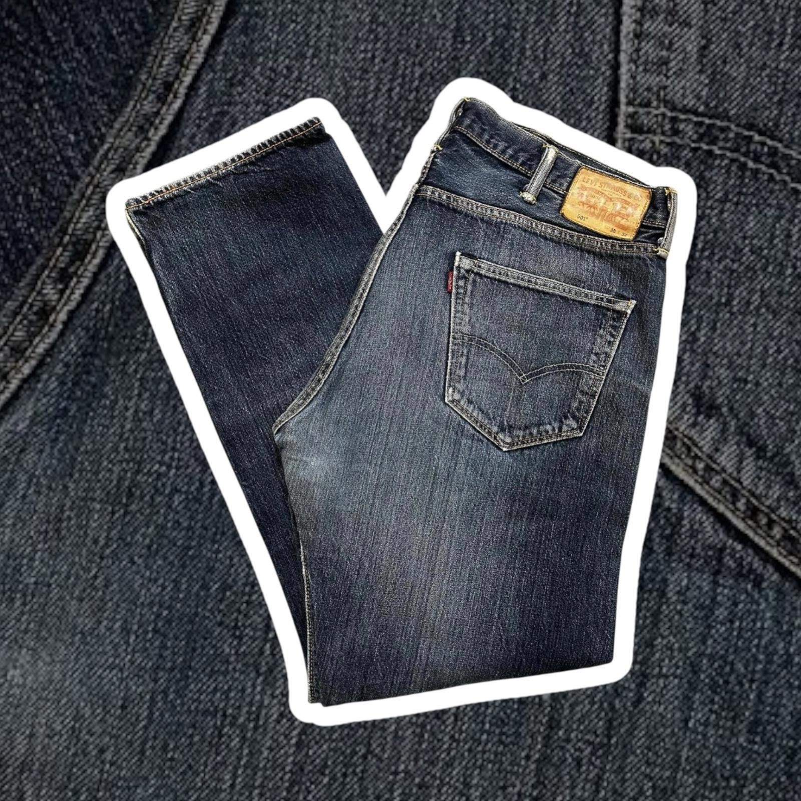 Levi's Levi's 501 Jeans - Classic Fit - Dark Wash Size US 28 / EU 44 - 1 Thumbnail