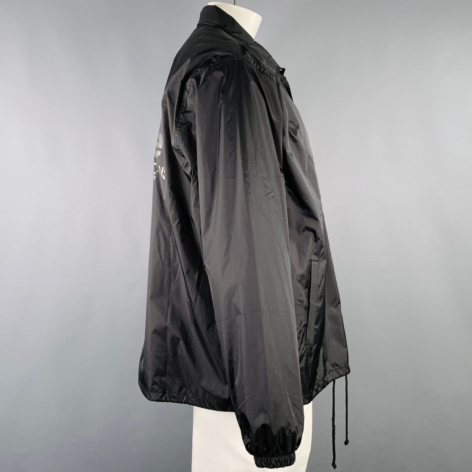 Comme des Garcons COMME des GARCONS 2022 Size XL Black Logo Windbreaker Jacket Size US XL / EU 56 / 4 - 2 Thumbnail