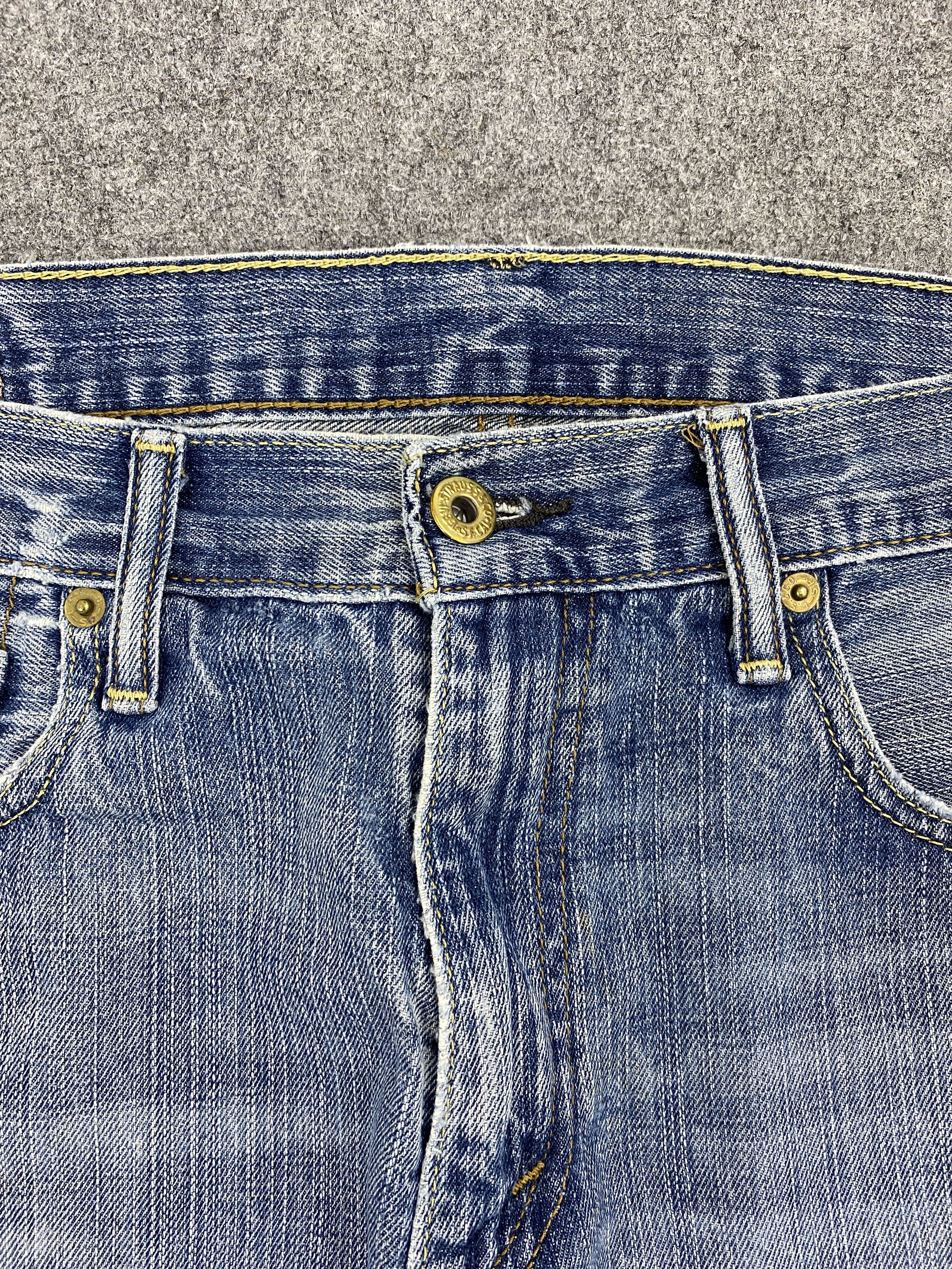 Levi's × Vintage Faded Blue Vintage Levis 569 Jeans Size US 28 / EU 44 - 10 Thumbnail