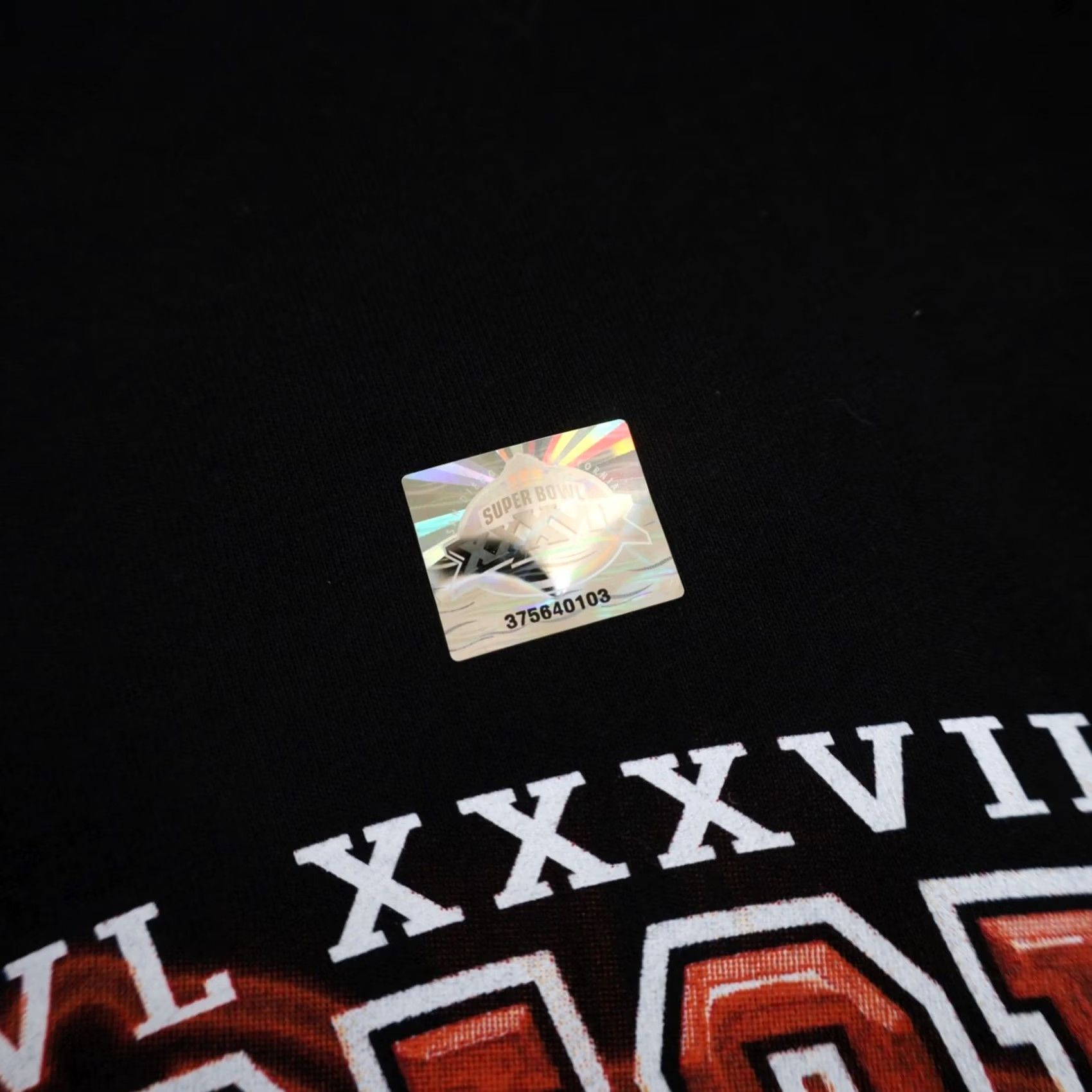 NFL VINTAGE NFL Buccaneers Super Bowl XXXVII Champions Graphic T Shirt Men 2XL Black Shirts Mens Size US XXL / EU 58 / 5 - 7 Thumbnail