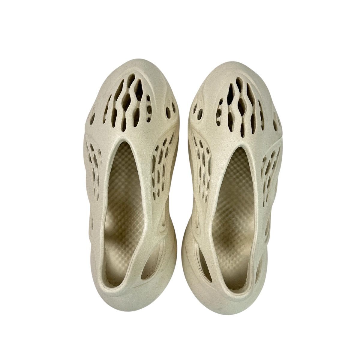 Adidas × Kanye West adidas Yeezy Foam Runner Sand RNNR Kanye West US Size 10 Size US 10 / EU 43 - 6 Thumbnail