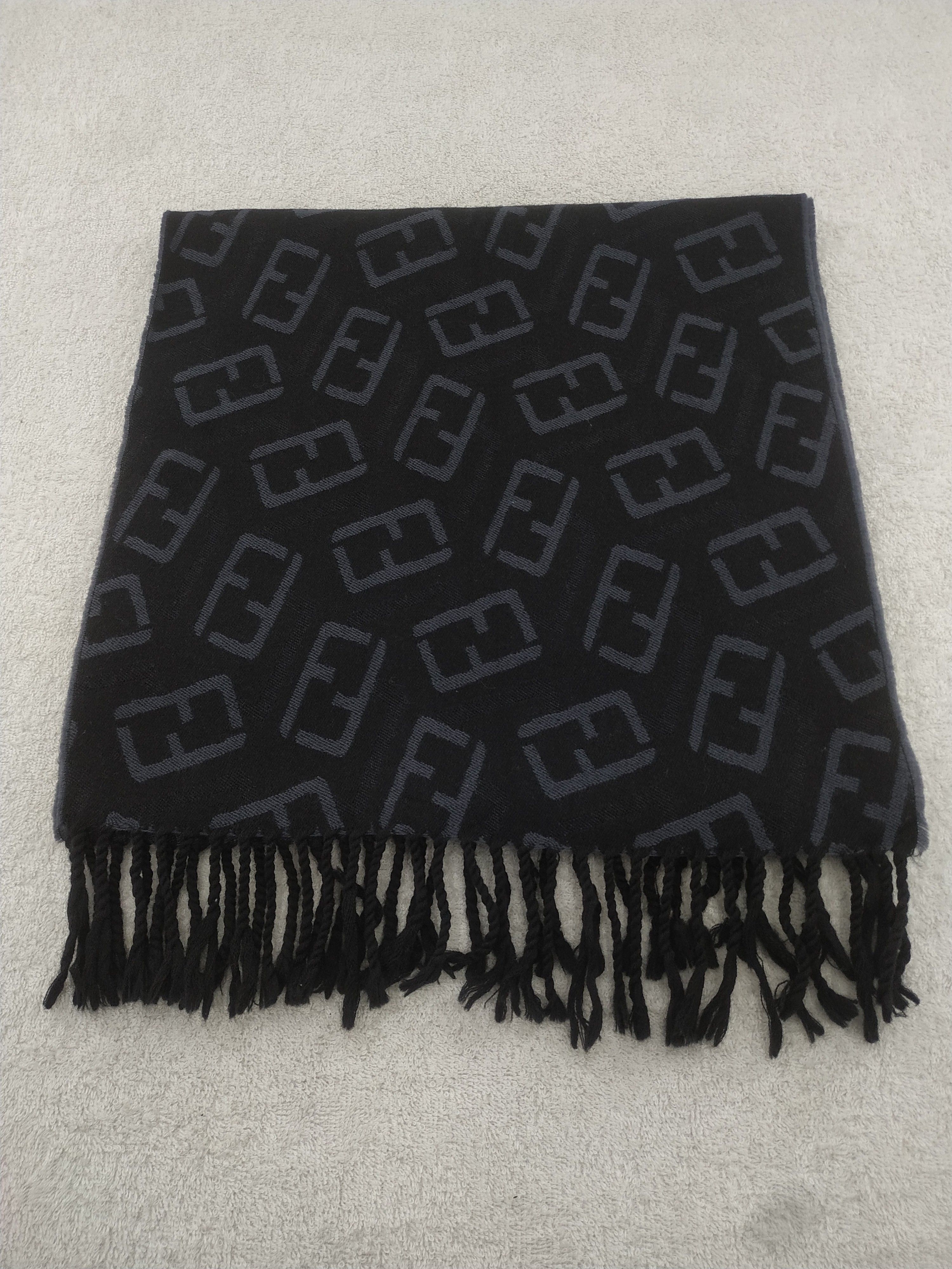 Fendi Vintage Fendi Scarf/Muffler/Neckwear MF219 Size ONE SIZE - 1 Thumbnail