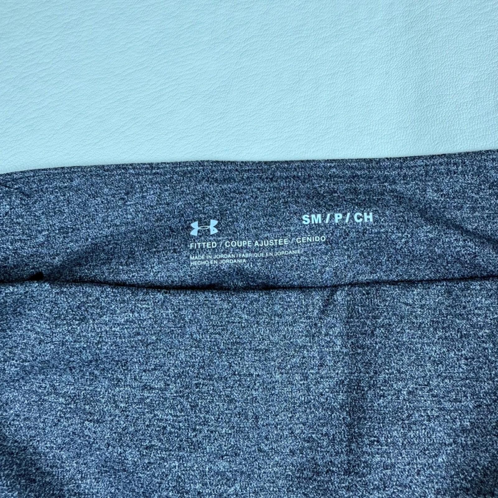 Under Armour Under Armour Women High Rise Cropped Leggings with Pockets S Size 28" / US 6 / IT 42 - 4 Thumbnail