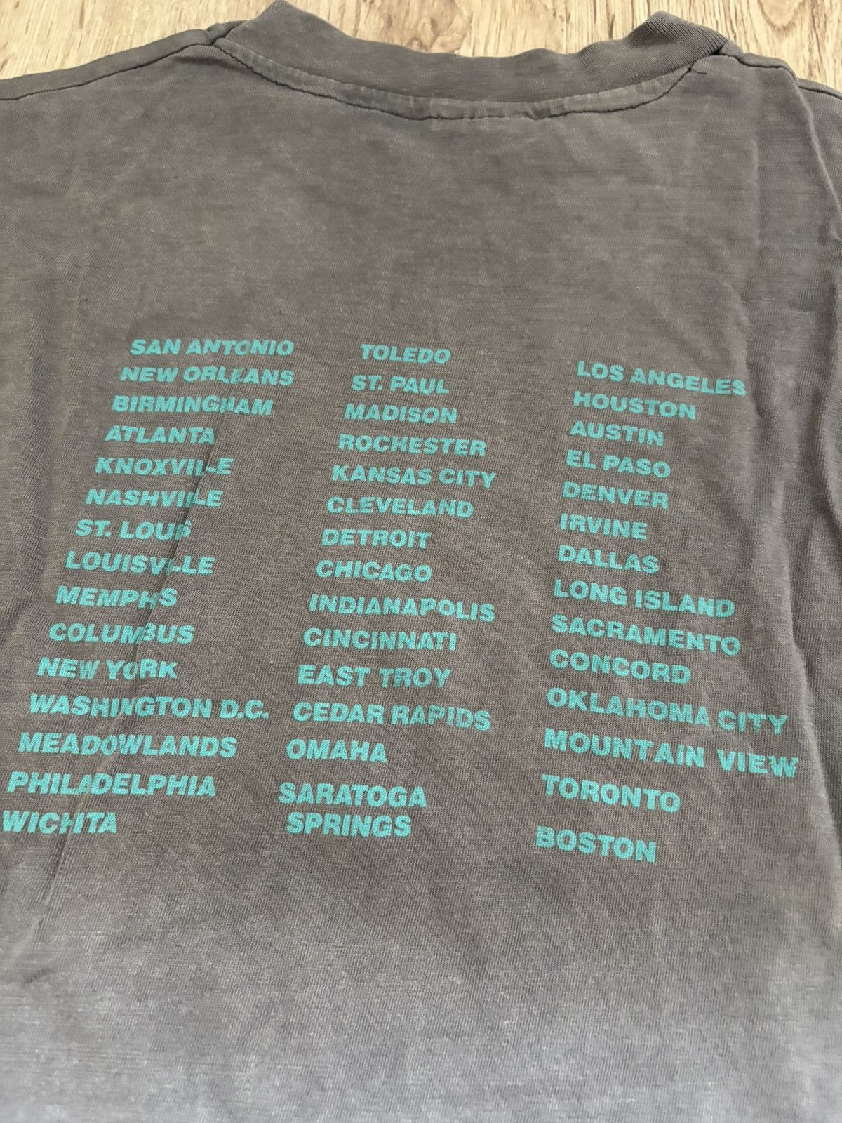 Other Jackson Browne US tour 1986 Vintage Tshirt sunfaded holes Size US XL / EU 56 / 4 - 16 Thumbnail