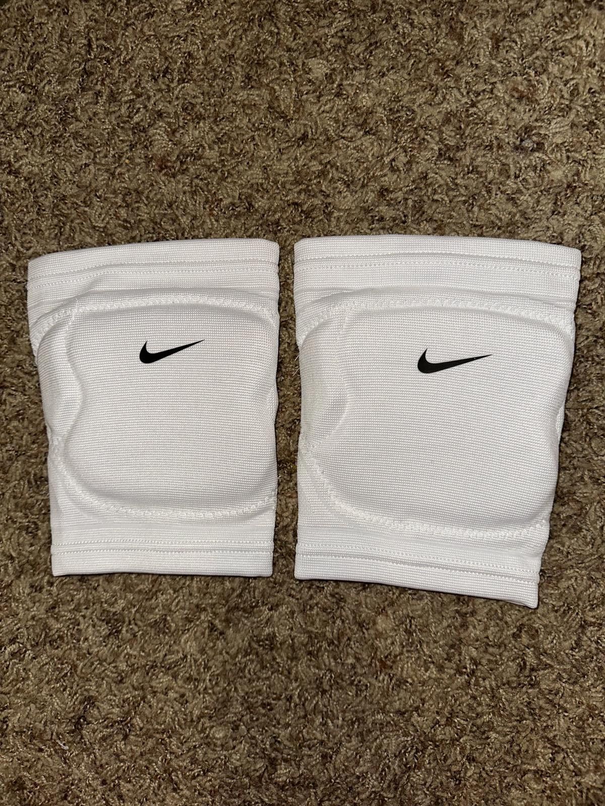 Nike Nike Varsity White Knee Pad XS/Small Size ONE SIZE - 1 Thumbnail