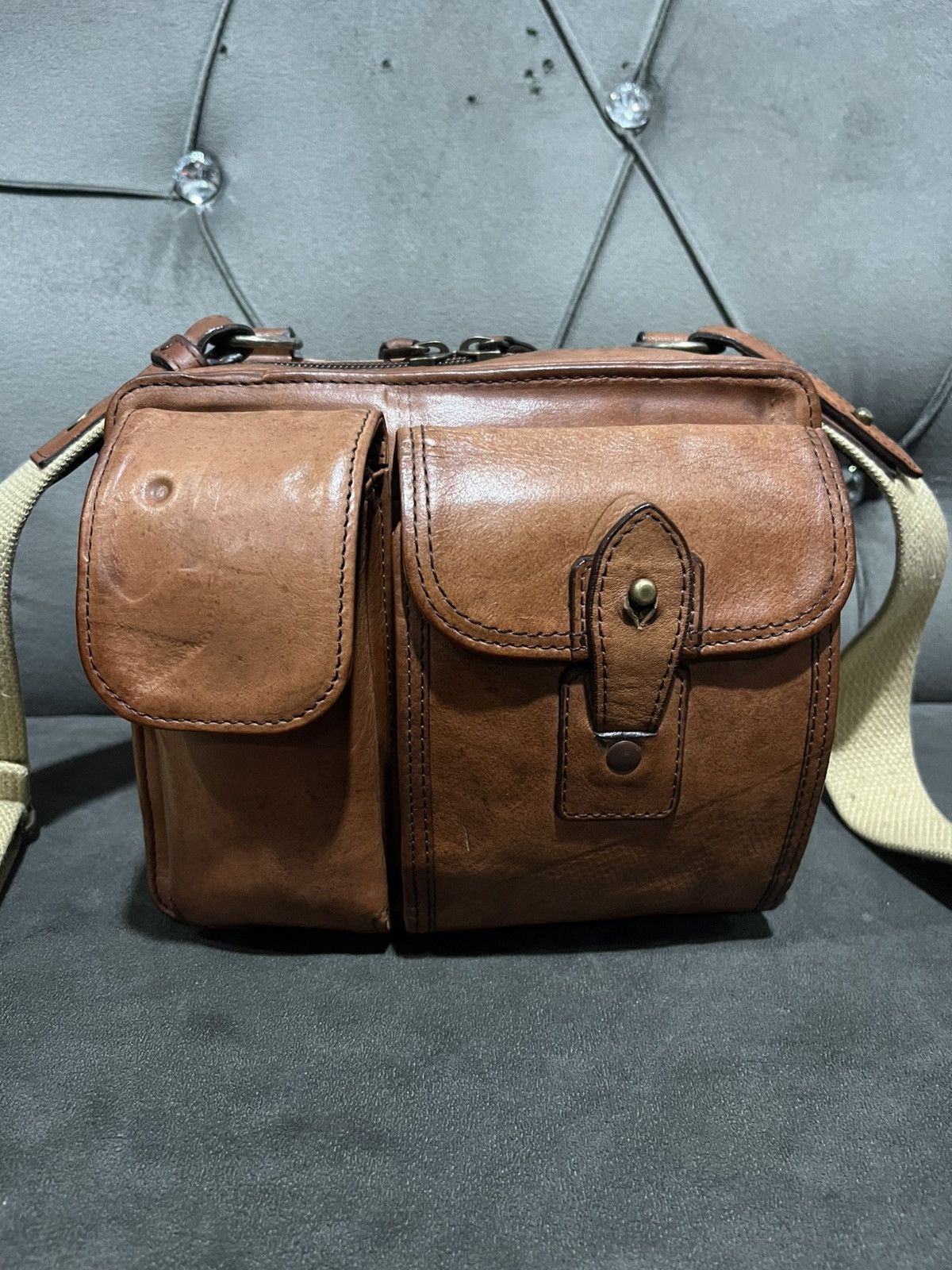 Leather Japanese Brand Silver Lake Club Leather Shoulder Bag Size ONE SIZE - 2 Thumbnail