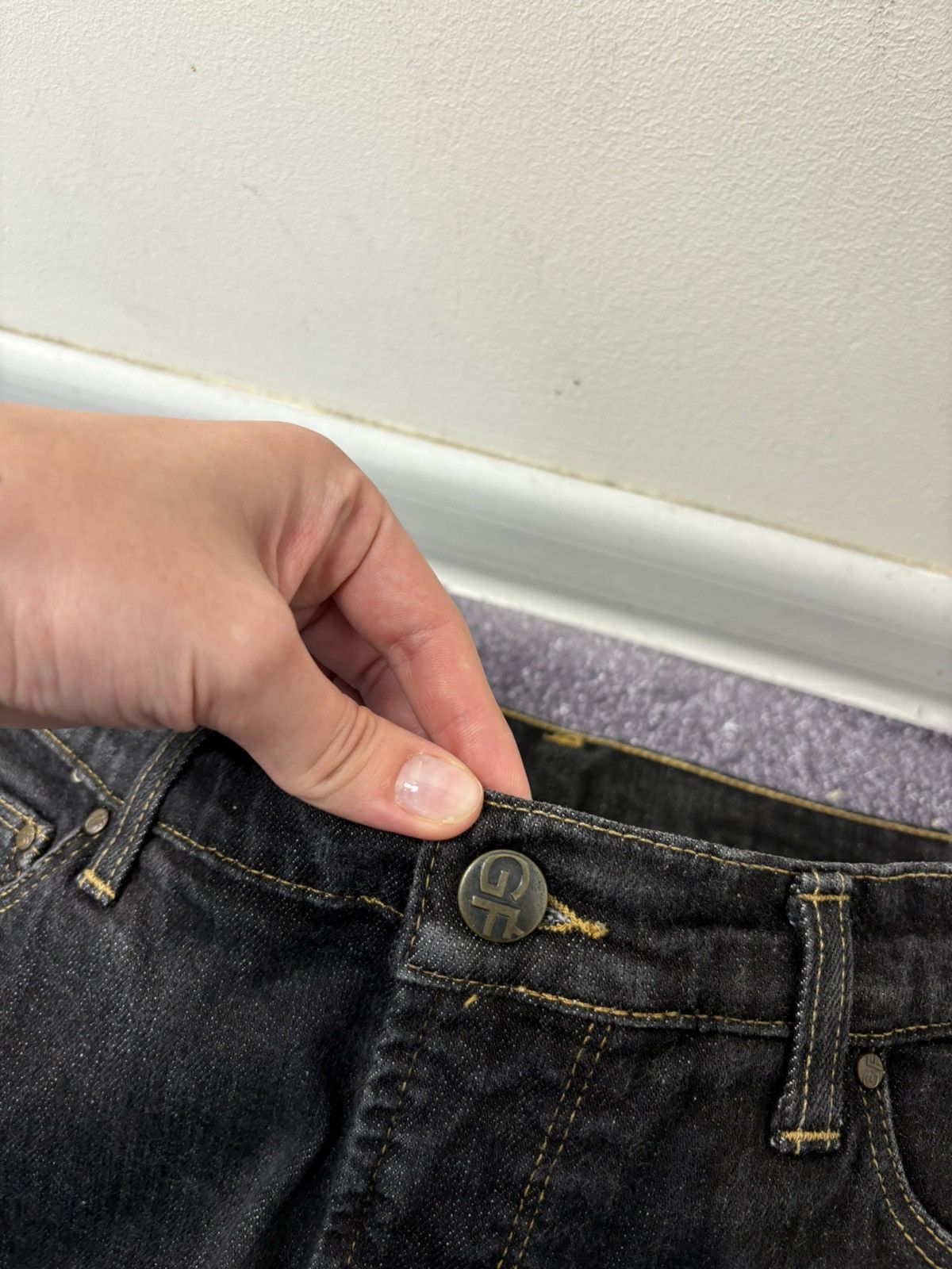 GF Ferre Vintage Gianfranco Ferre Black Italian Luxury Denim Jeans Size US 31 - 6 Thumbnail