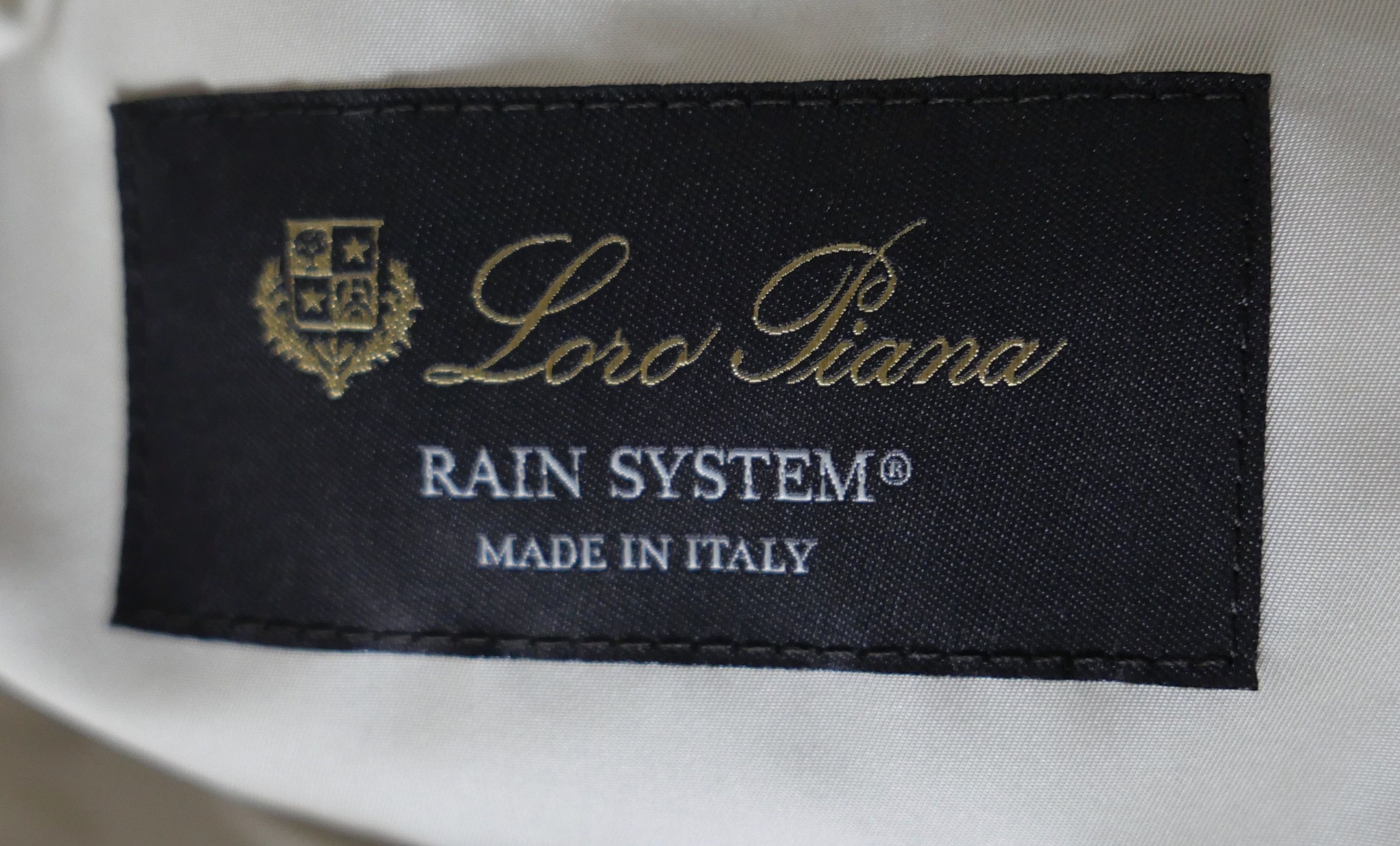 Loro Piana Loro Piana Headley Matte Satin Raincoat Anorak Size XS / US 0-2 / IT 36-38 - 11 Thumbnail