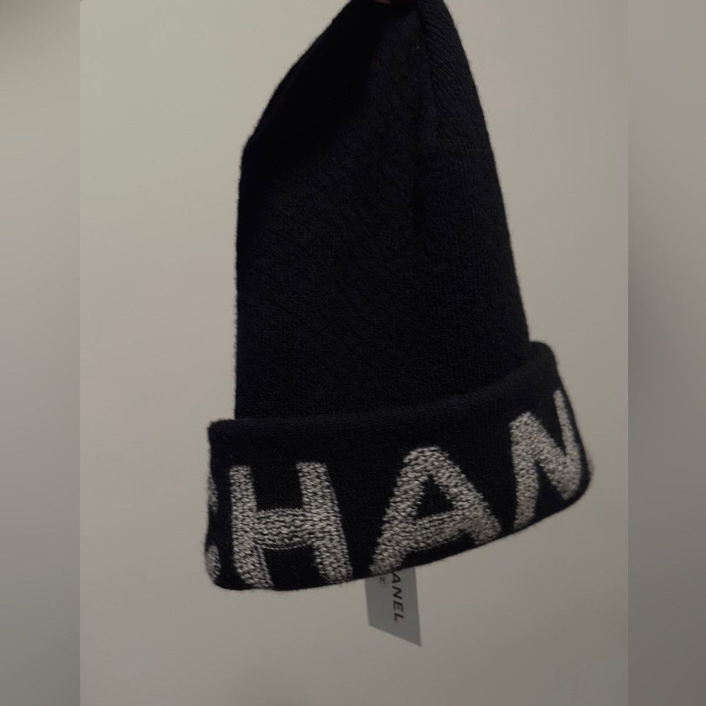 Chanel Chanel beanie from dame ski collection. Size ONE SIZE - 8 Thumbnail