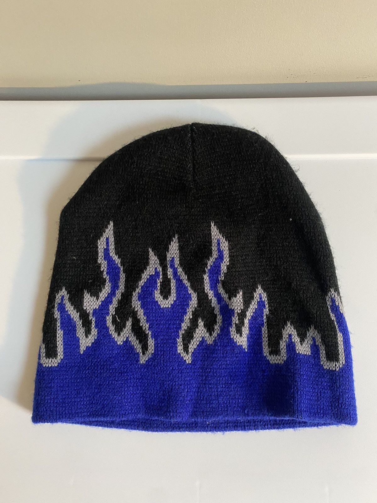 Decky × Vintage Flame Beanie Size ONE SIZE - 1 Thumbnail