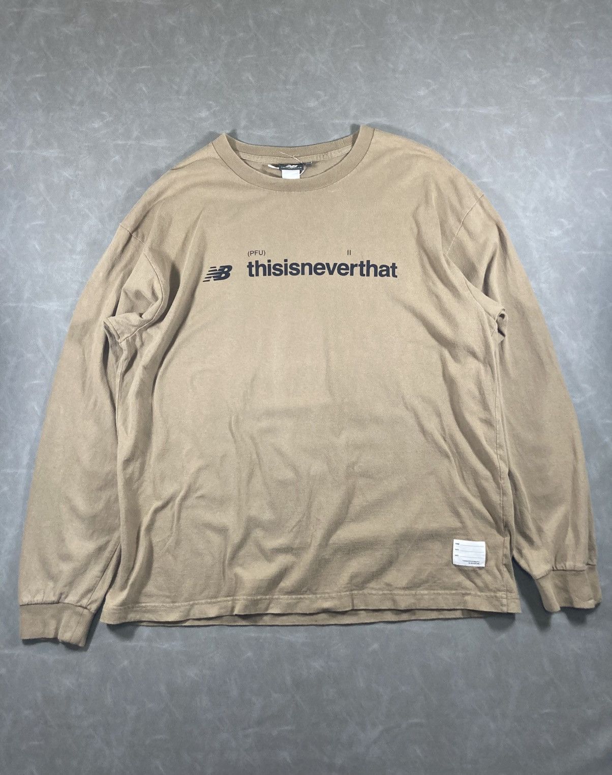 New Balance × thisisneverthat New Balance x thisisneverthat Physical Fitness Uniform (PFU) Size US XL / EU 56 / 4 - 1 Thumbnail