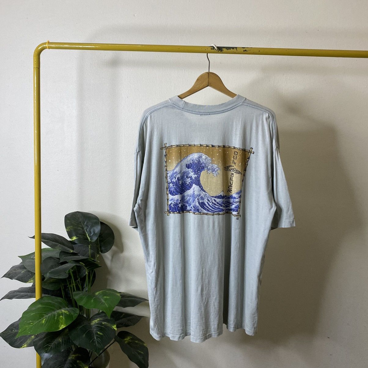 1990s Hokusai The Great Wave off Kanagawa Artwork Surf Tee