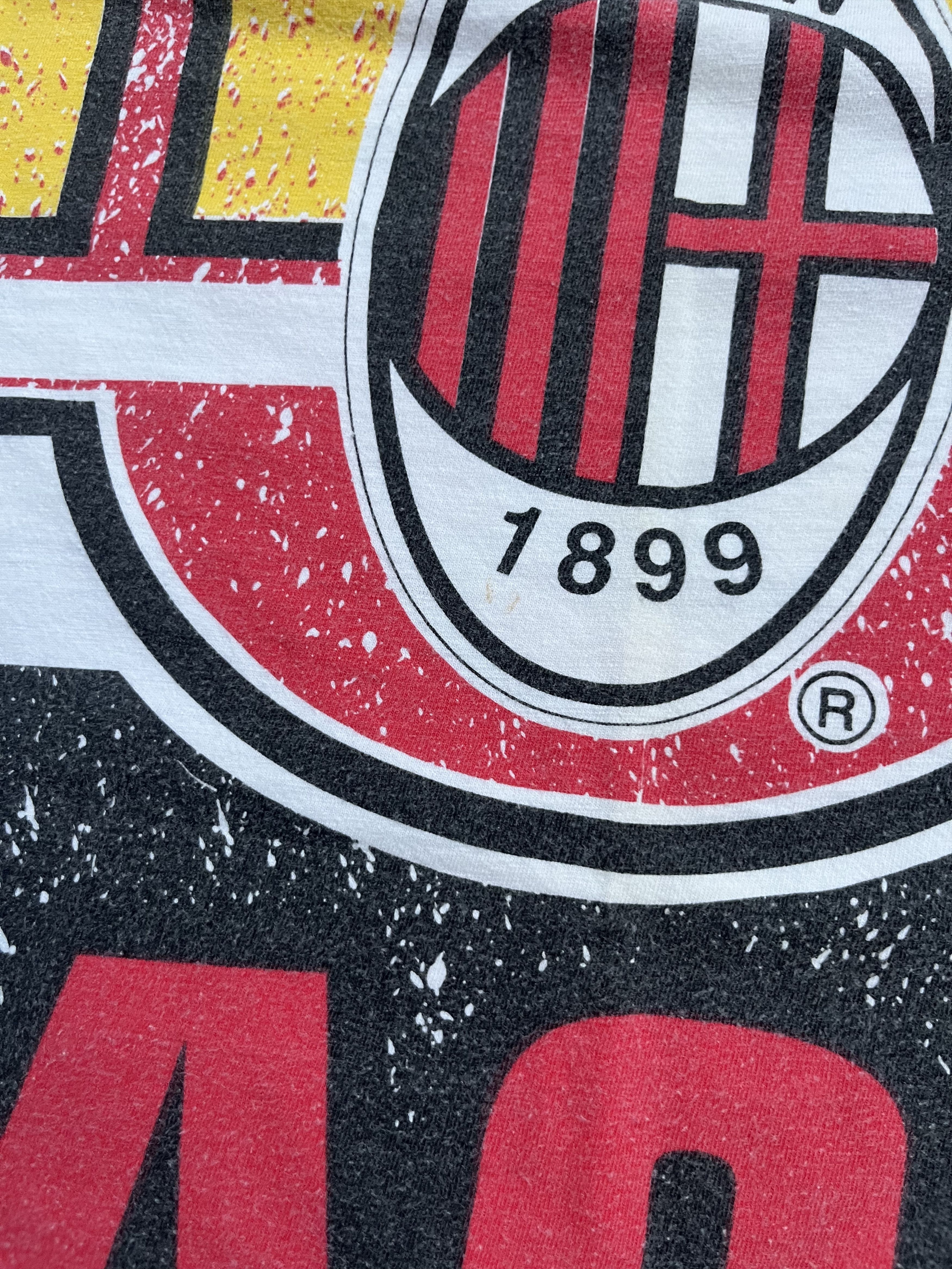 Vintage Vintage Y2K AC Milan Over Print T Shirt Size XS-S Red Size US S / EU 44-46 / 1 - 6 Thumbnail