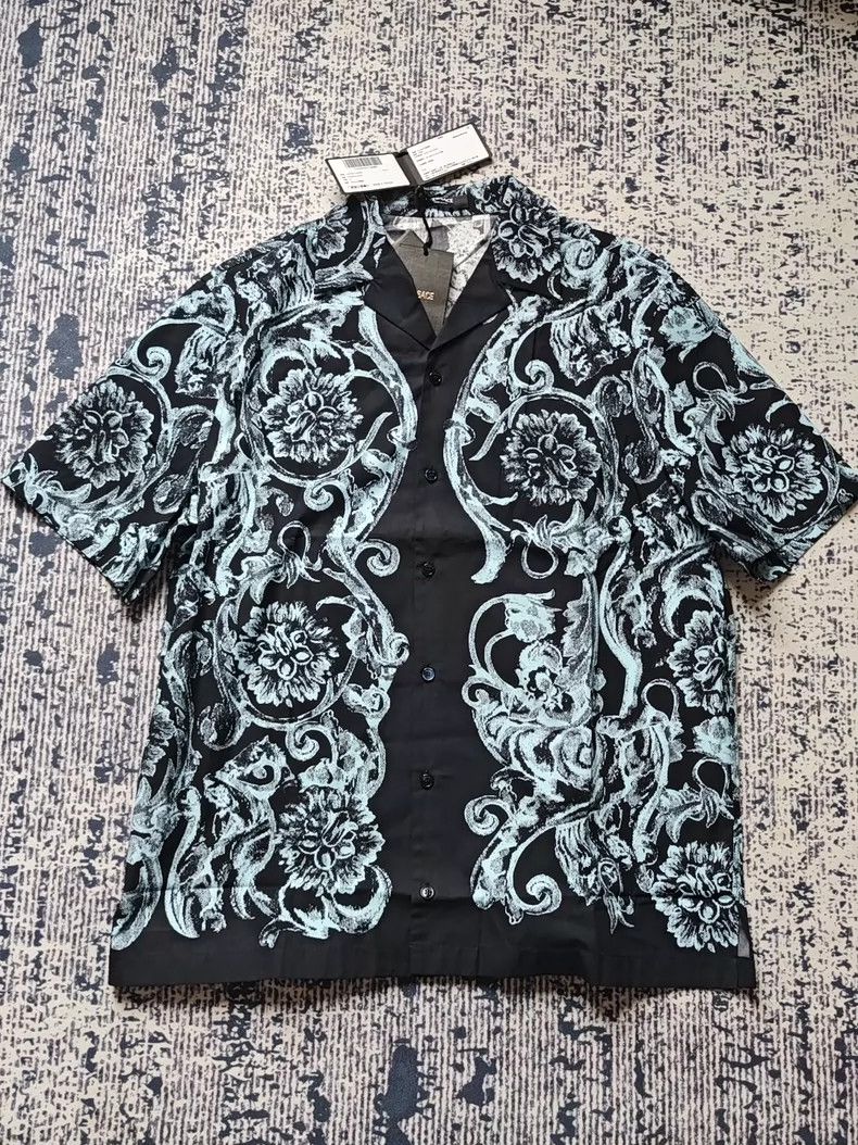 Versace Versace Patterned print lapel single-breasted short-sleeve Size US M / EU 48-50 / 2 - 2 Thumbnail