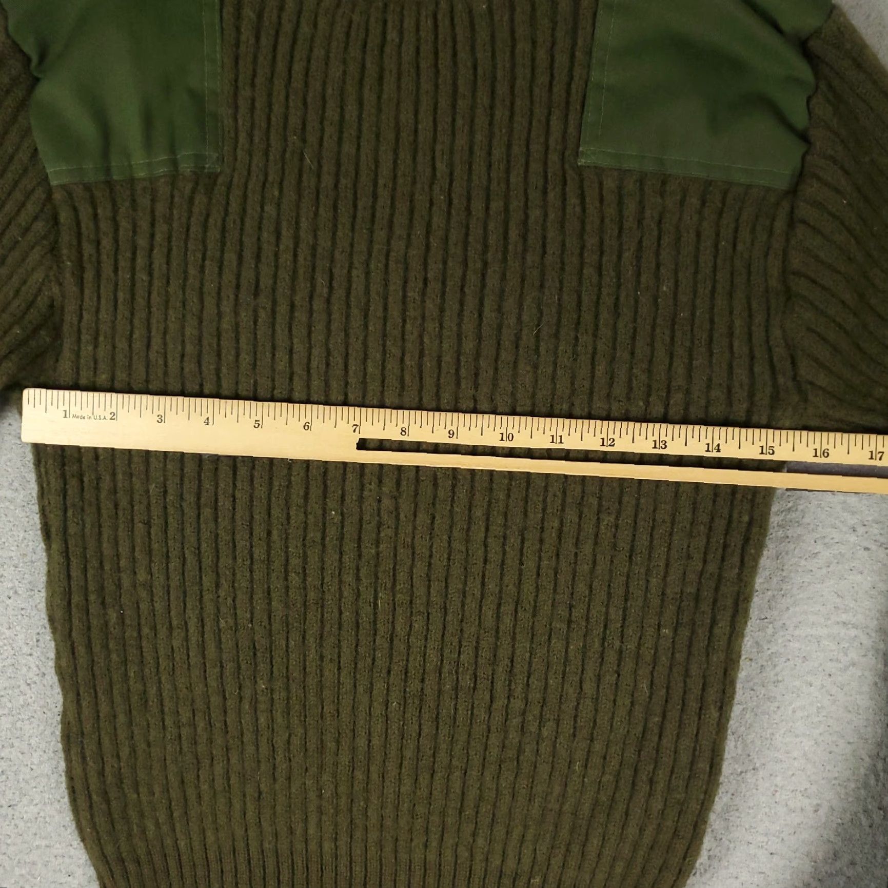 Vintage VINTAGE DSCP Valor Collection Sweater Men 38 Green Wool Pullover Crew Neck All Seasons Size US M / EU 48-50 / 2 - 7 Thumbnail