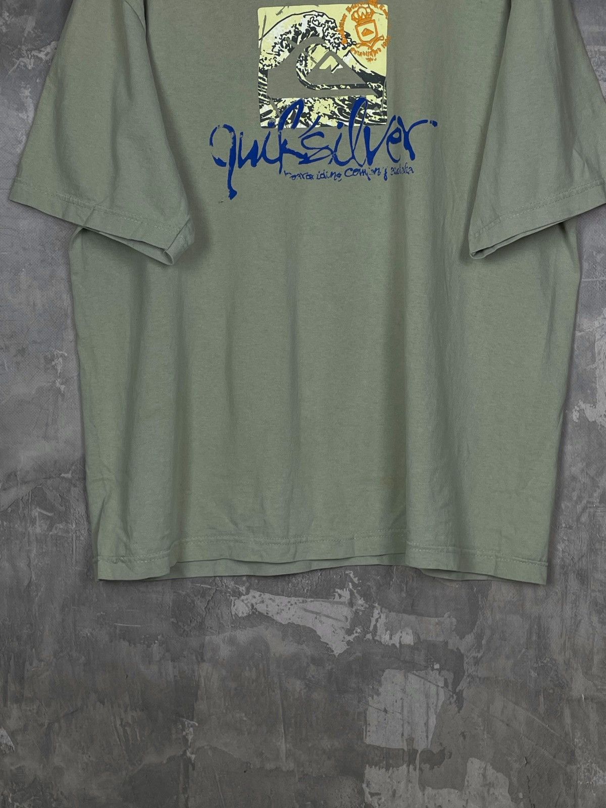 Quiksilver Vintage Quiksilver Y2K avantgarde streetwear t-shirt Size US L / EU 52-54 / 3 - 5 Thumbnail