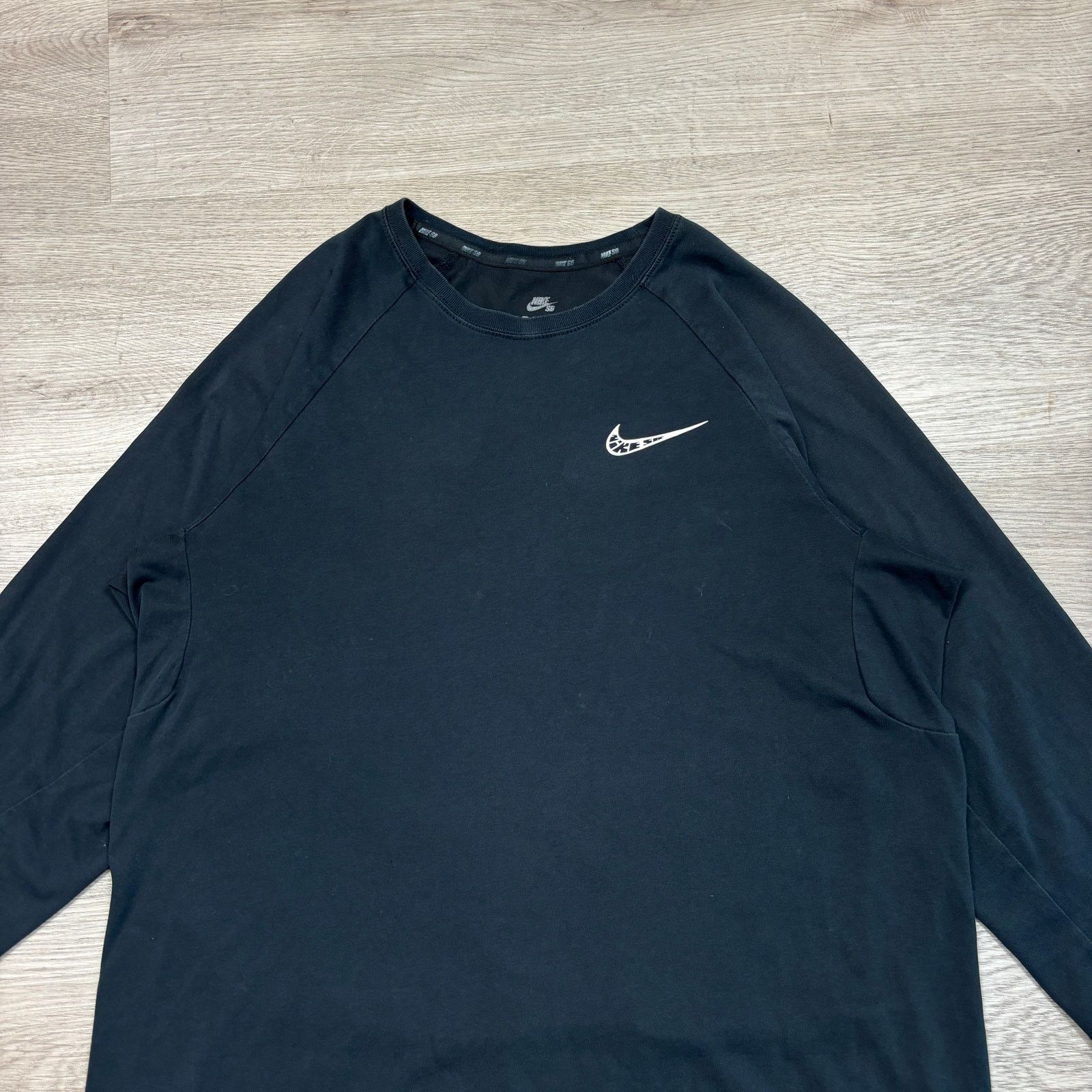 Nike Nike SB Dri Fit Baseball Raglan Shirt Mens Medium Minimalist Size US M / EU 48-50 / 2 - 2 Thumbnail