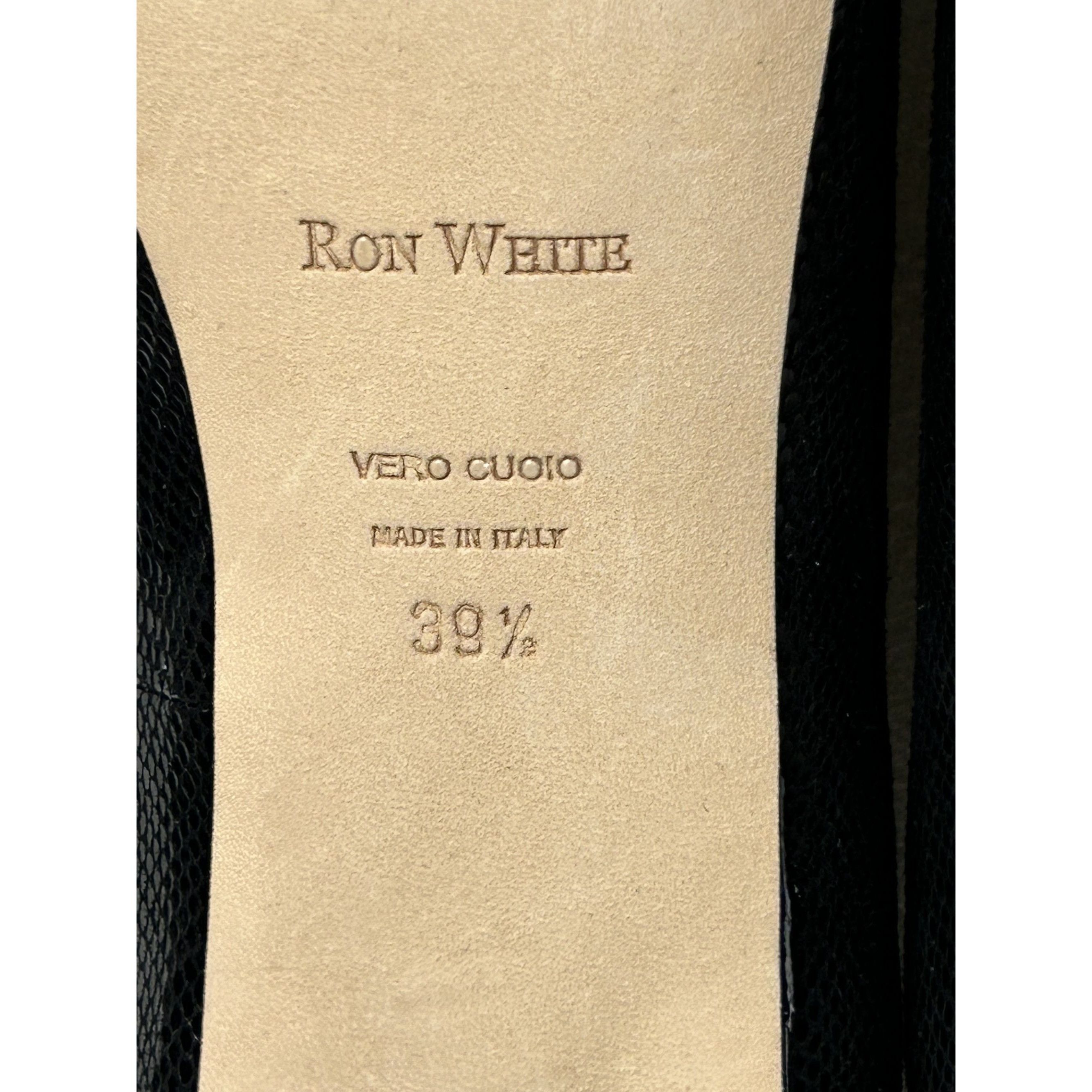 Ron White Ron White Fiona Onyx Embossed Suede Bow Peep Toe Pump in Bla Size US 9 / IT 39 - 9 Thumbnail