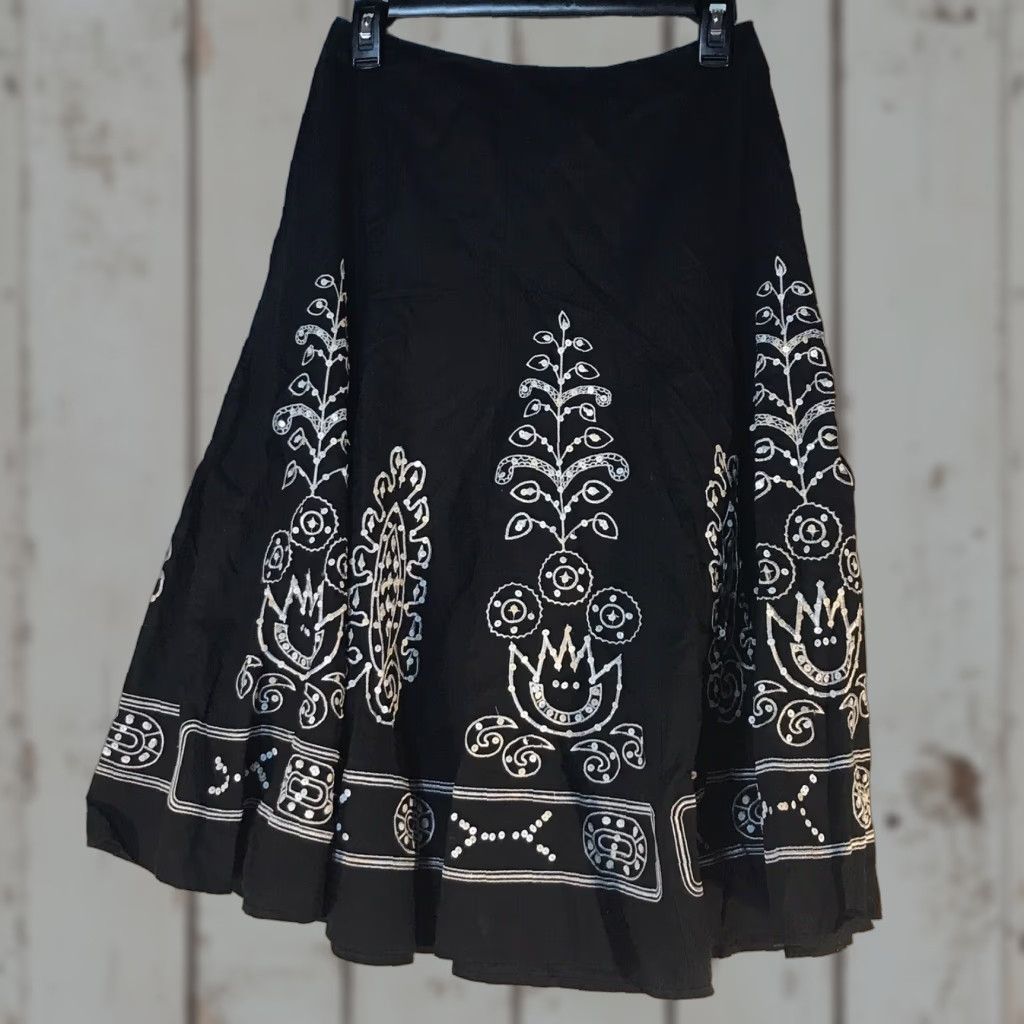 Vintage Allison Taylor Women's Skirt Midi Flare Sequin Embroidered 100% Cotton Size 4 Black/White EUC Women Size 27" / US 4 / IT 40 - 1 Thumbnail
