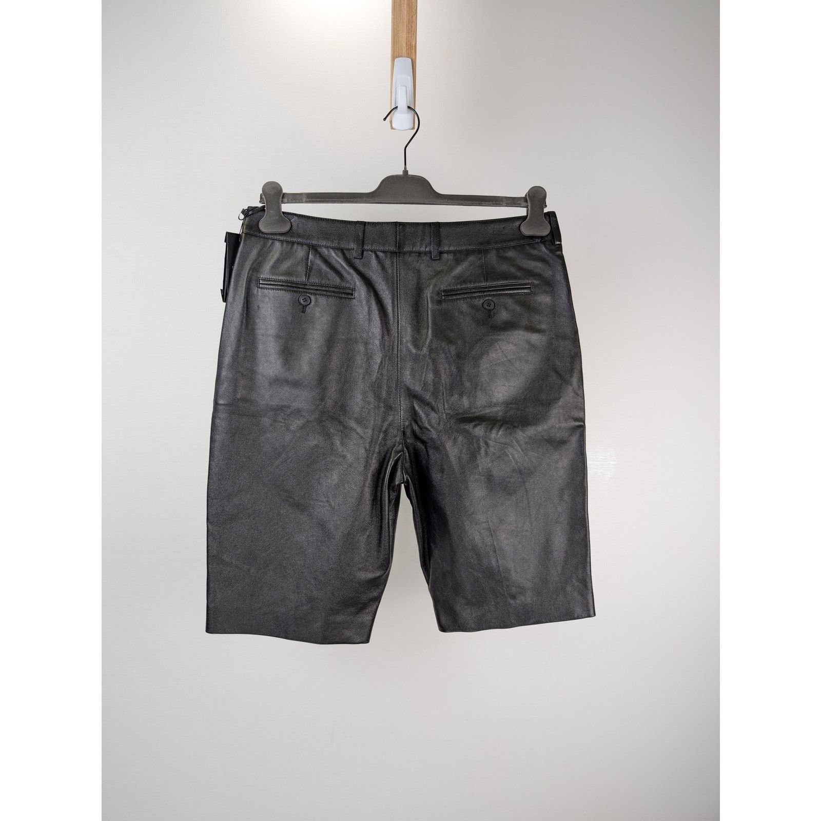 Saint Laurent Paris o1rshd1 Leather Bermuda Shorts in Black Size US 34 / EU 50 - 14 Thumbnail