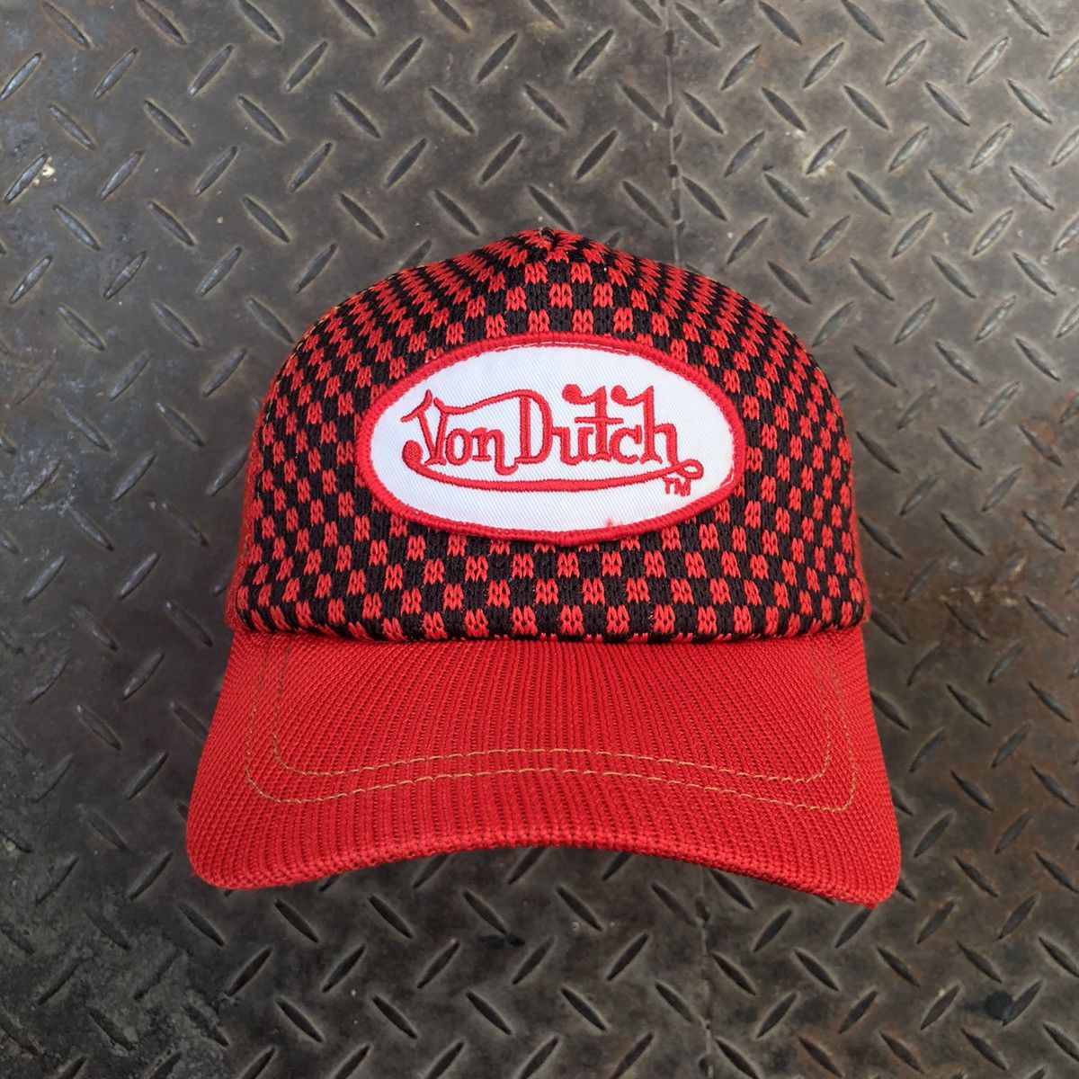 Vintage Vintage Von Dutch Knitwear Trucker Hat Size ONE SIZE - 1 Thumbnail