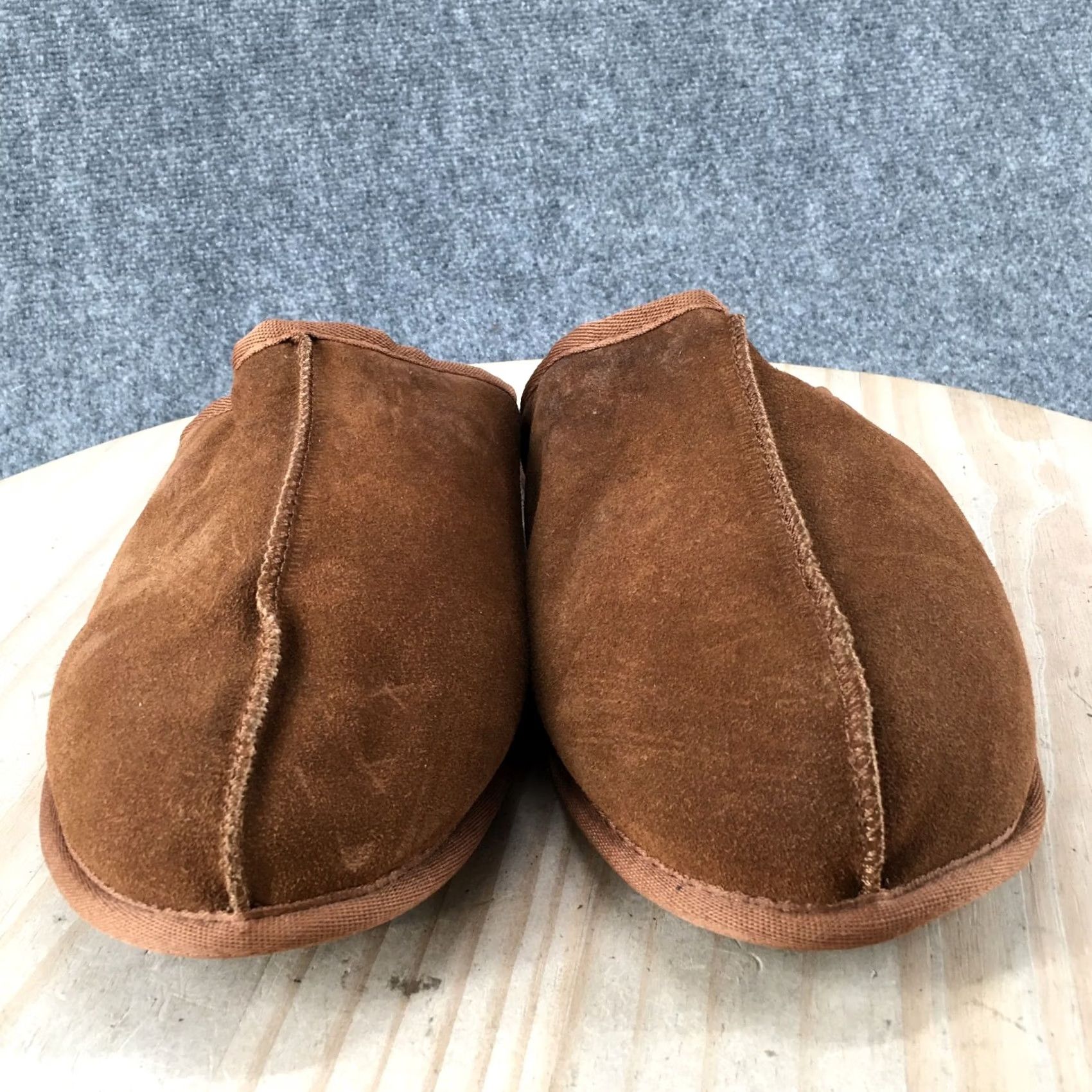 Vintage Dearfoams Mens 12 Brown Mules Slip On Sheepskin Casual Comfort Suede Slipper Size ONE SIZE - 7 Thumbnail