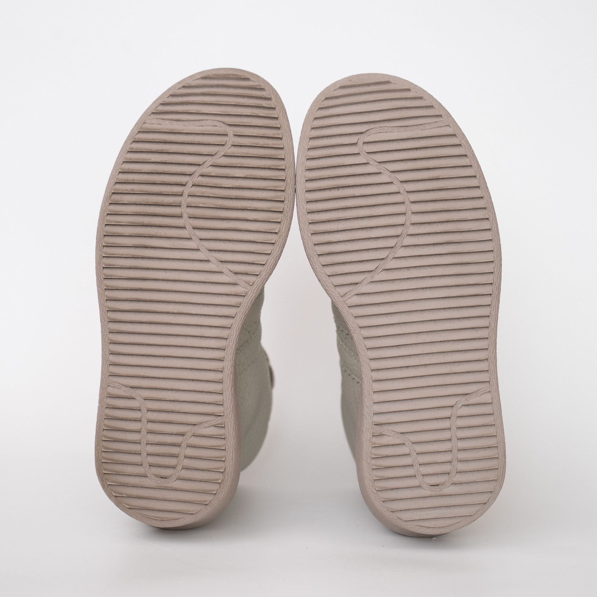 Adidas × Rick Owens Rick Owens x adidas Mastodon Pro Model Pearl US8.5 26.5 Rare Size US 8.5 / EU 41-42 - 13 Thumbnail