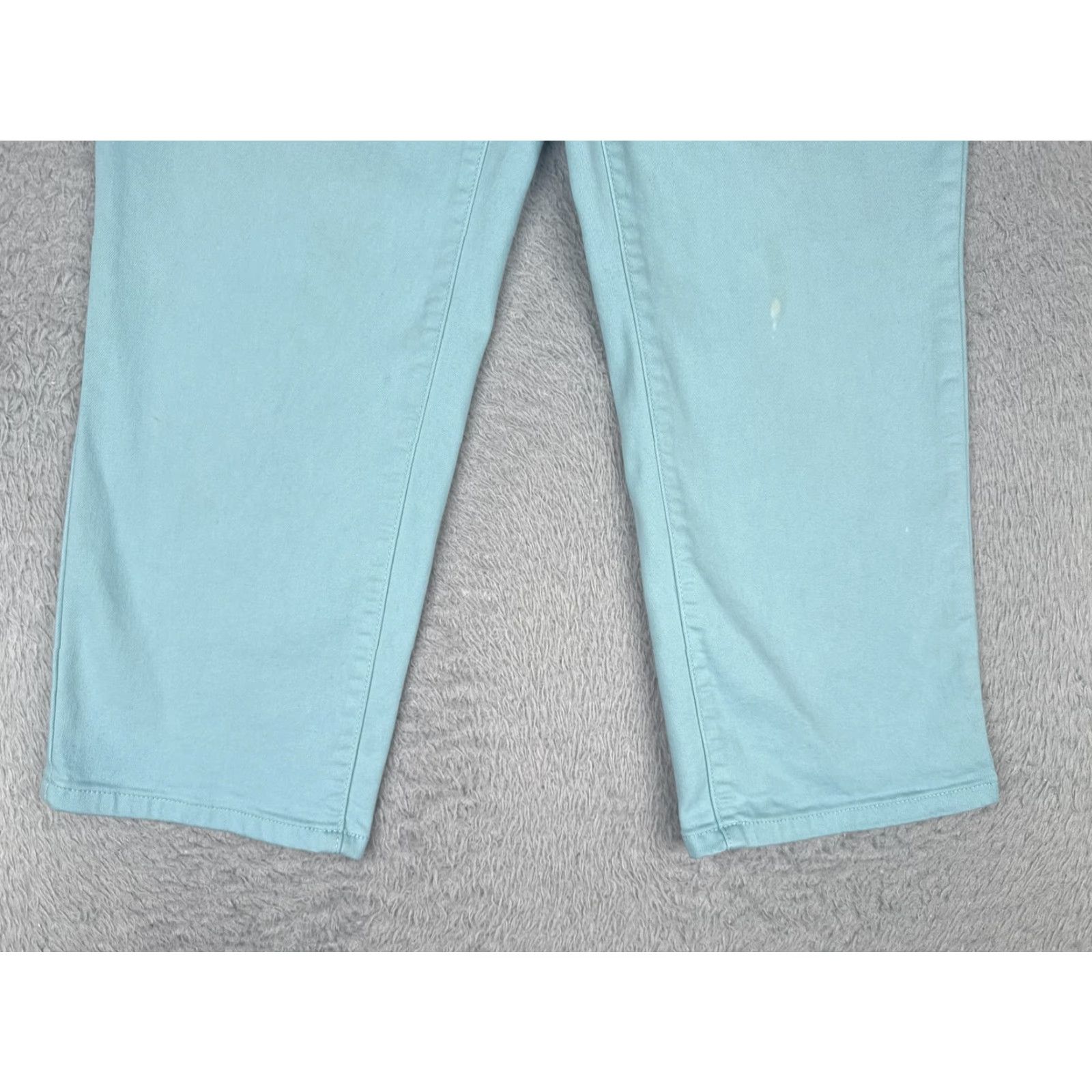 Croft & Barrow Croft & Barrow Jeans Capri Womens 8 Aqua Blue 5-Pocket Stretch Cropped Denim Size 30" / US 8 / IT 44 - 2 Thumbnail