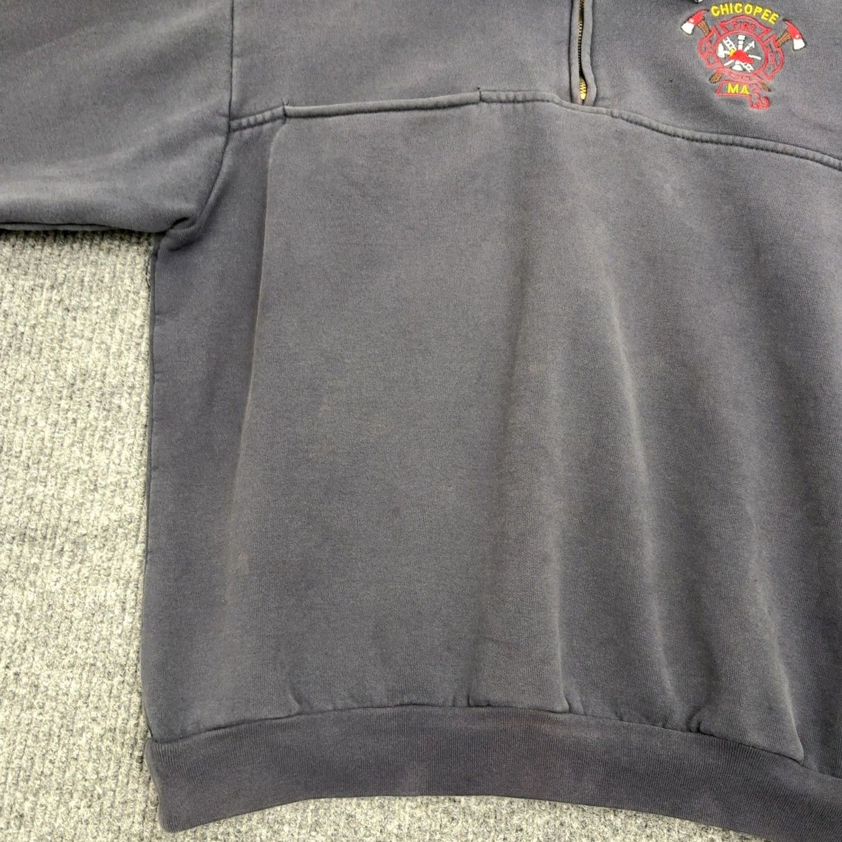 Vintage VINTAGE Chicopee Fire Dept MA Quarter Zip Sweatshirt Men XXL Blue Workwear Style Size US XXL / EU 58 / 5 - 2 Thumbnail