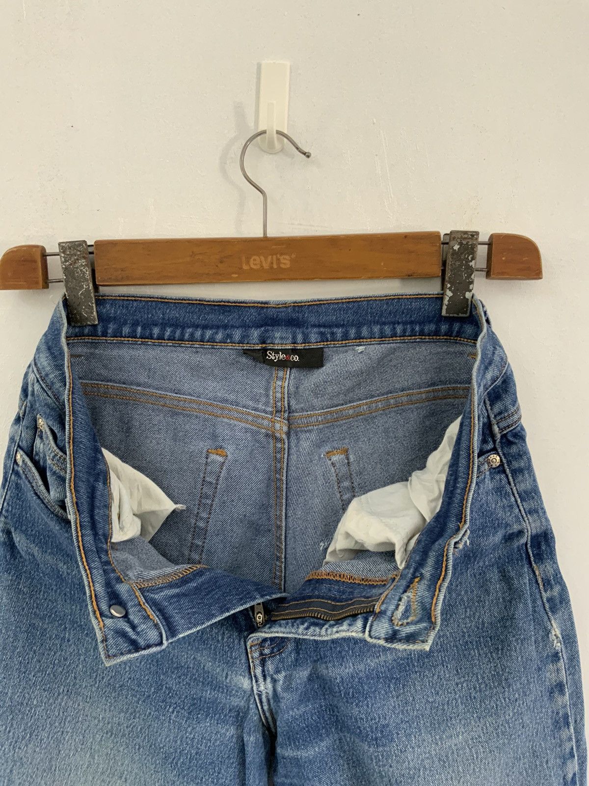 Unsound Rags Style & Co Light Wash Acid Distressed Denim Jeans Size US 31 - 10 Thumbnail