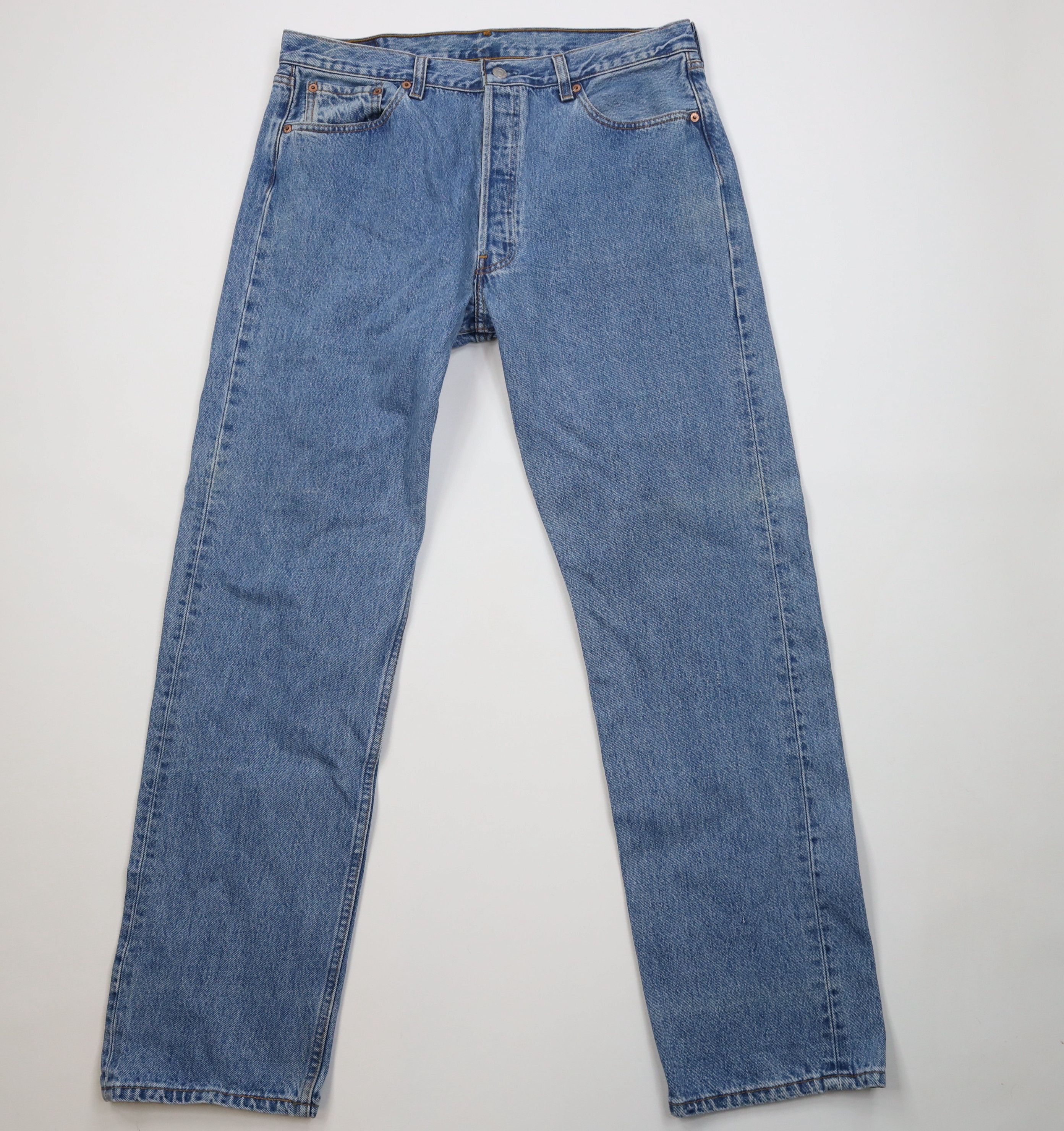Vintage Vintage 90s Levis 501xx Fly Original Straight Leg Jeans USA Size US 38 / EU 54 - 1 Thumbnail