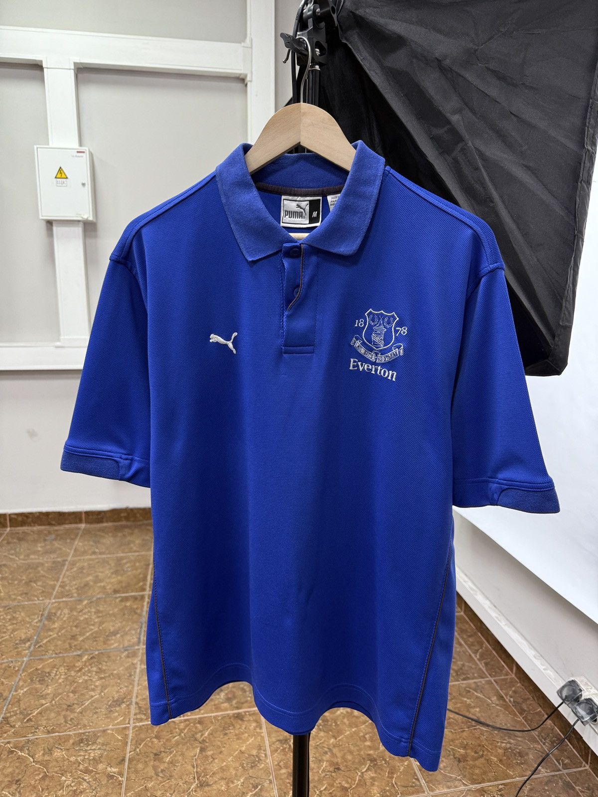 Puma 🏴󠁧󠁢󠁥󠁮󠁧󠁿 Vintage 90s Puma Everton Soccer Polo T-Shirt Retro Rare Size US M / EU 48-50 / 2 - 1 Thumbnail