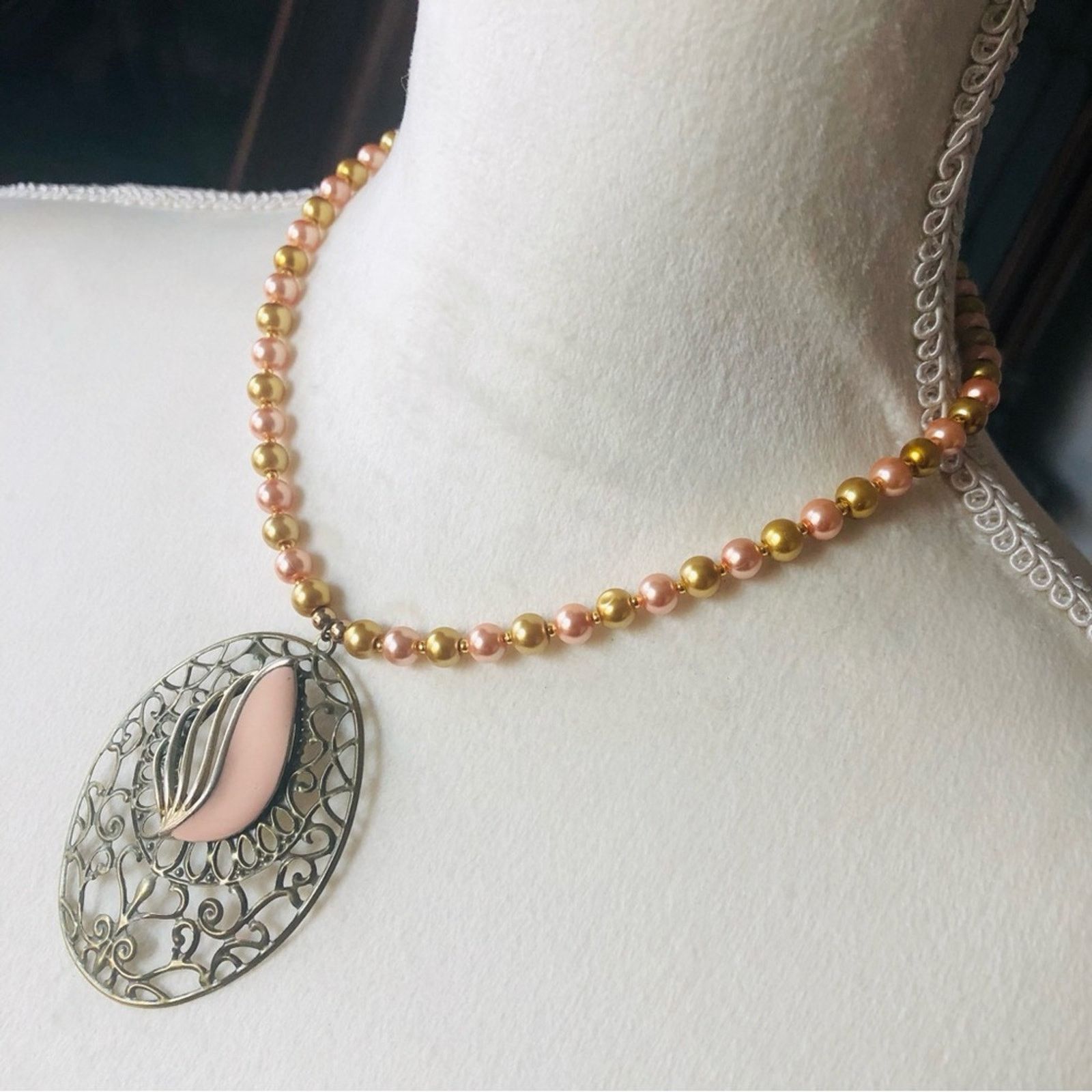 Handmade Handcrafted repurpose blush enamel filigree Pearl necklace Size ONE SIZE - 5 Thumbnail
