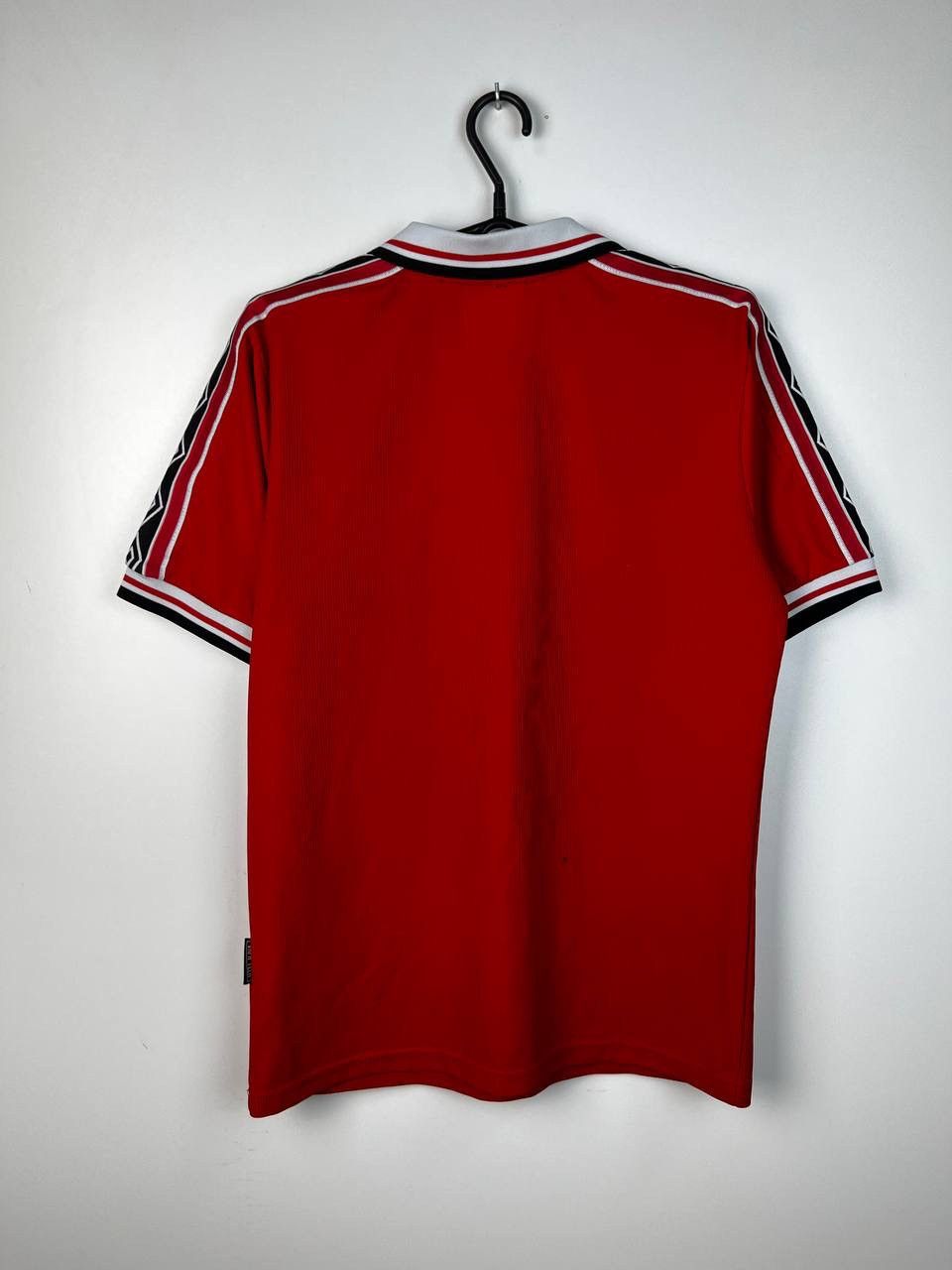 Umbro Manchester United Umbro Jersey vintage t-shirts size S Size US S / EU 44-46 / 1 - 2 Thumbnail