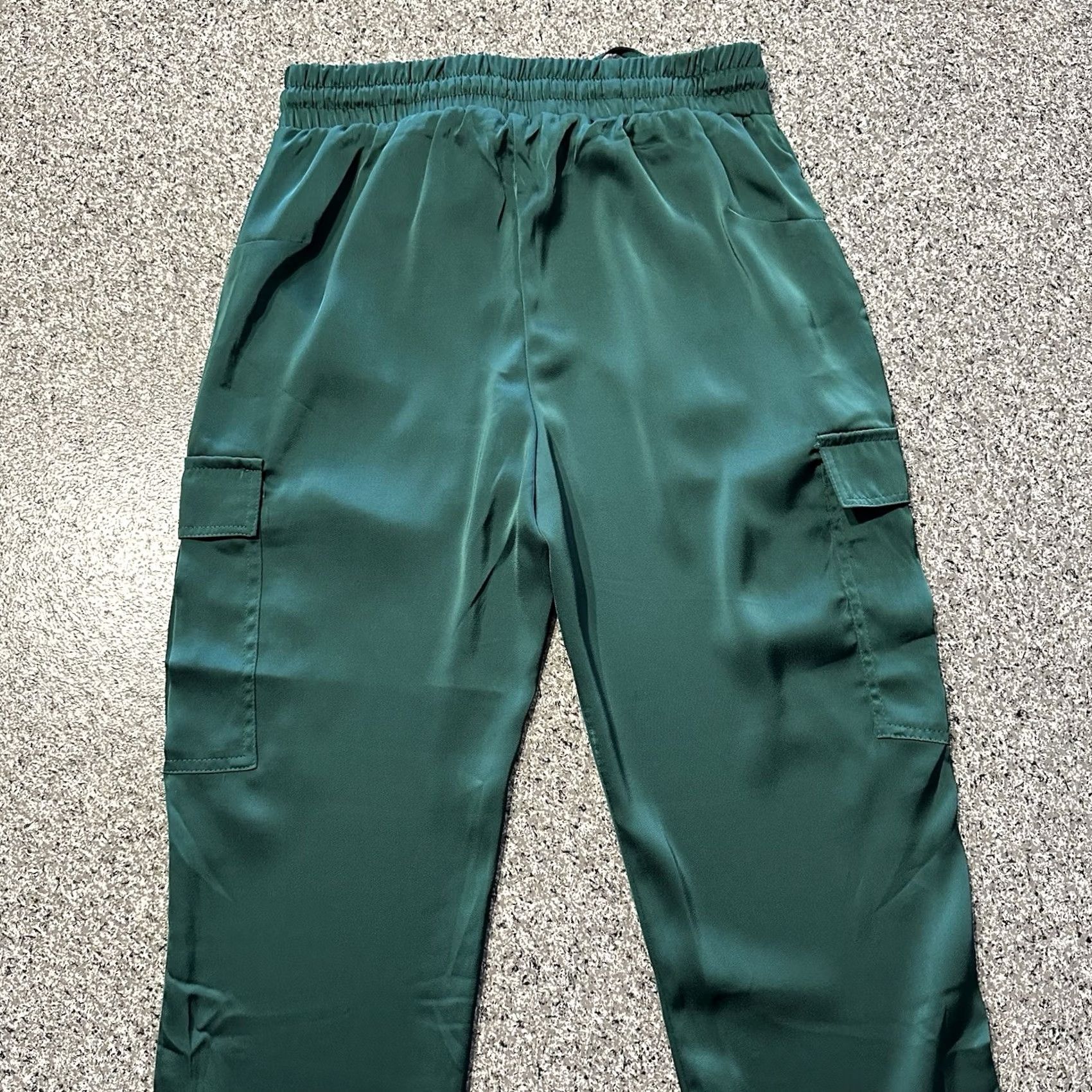 Vintage francesca's Green Satin Cargo Joggers Pants Womens S 27x28 Drawstring Pockets Size 27" / US 4 / IT 40 - 5 Thumbnail
