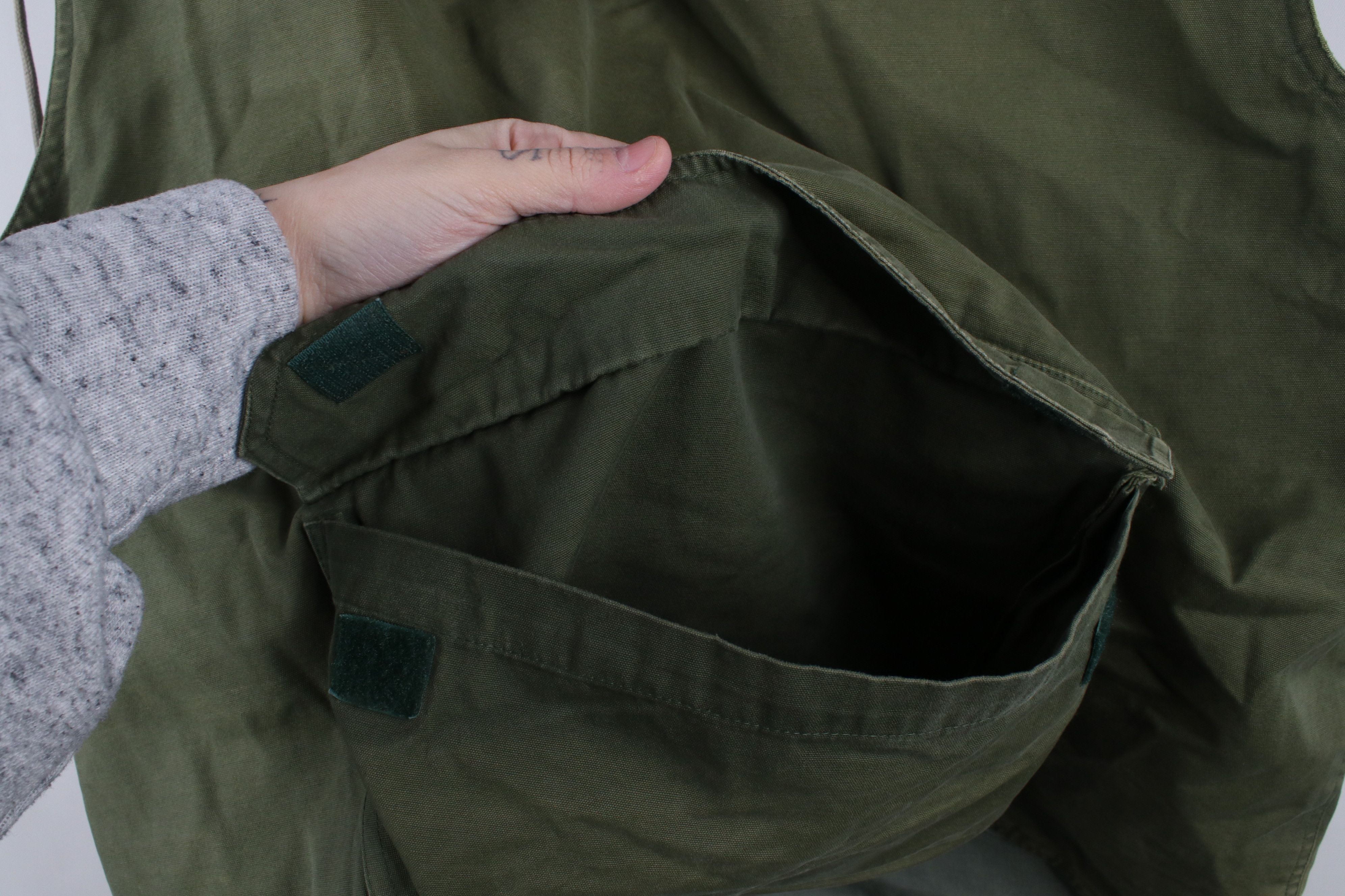 Vintage Vintage 90s Streetwear Tactical Hooded Vest Jacket Green Size US L / EU 52-54 / 3 - 15 Thumbnail